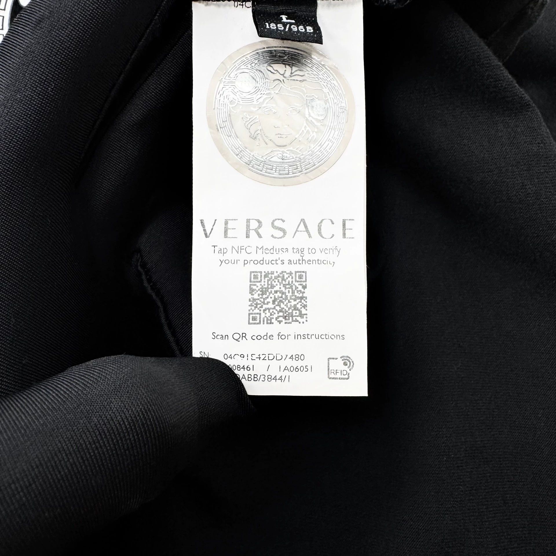 Versace Versace Medusa Head Logo Black Cotton T-Shirt L Size US L / EU 52-54 / 3 - 4 Thumbnail