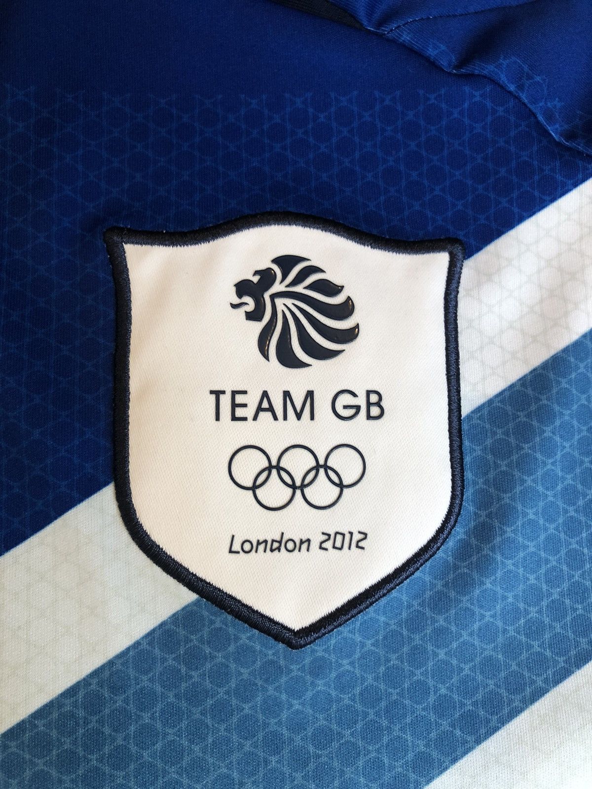 Adidas Team GB Olympic 2012 kit - Medium Size US M / EU 48-50 / 2 - 3 Thumbnail