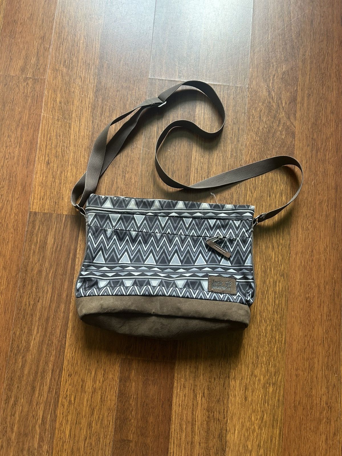 Jack Wolfskin Jack Wolfskin Western Unisex Bags Crossbody Messenger Size ONE SIZE - 1 Thumbnail