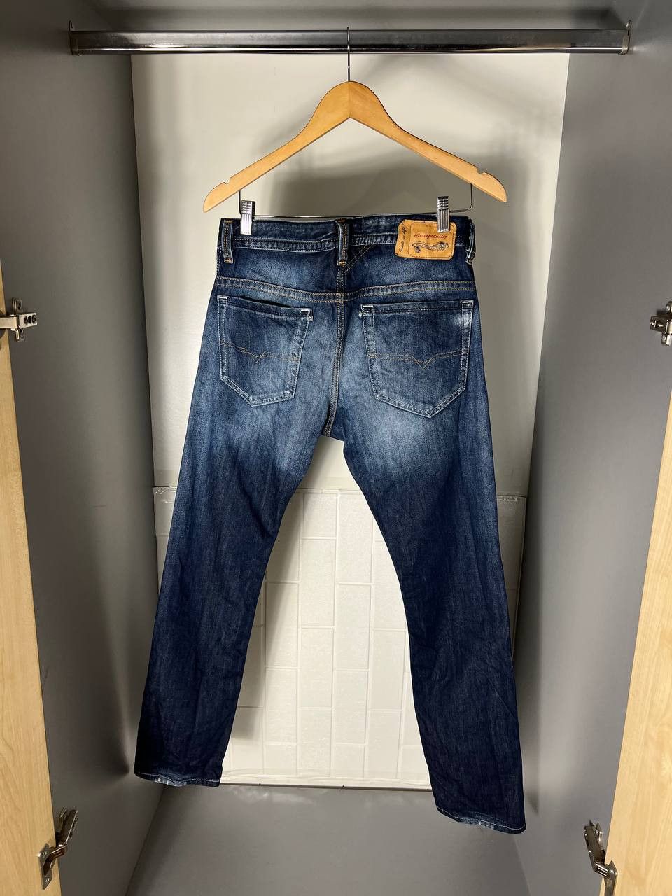 Diesel VINTAGE DIESEL INDUSTRY DENIM DIVISION DESIGNER JEANS RETRO Size US 30 / EU 46 - 16 Thumbnail