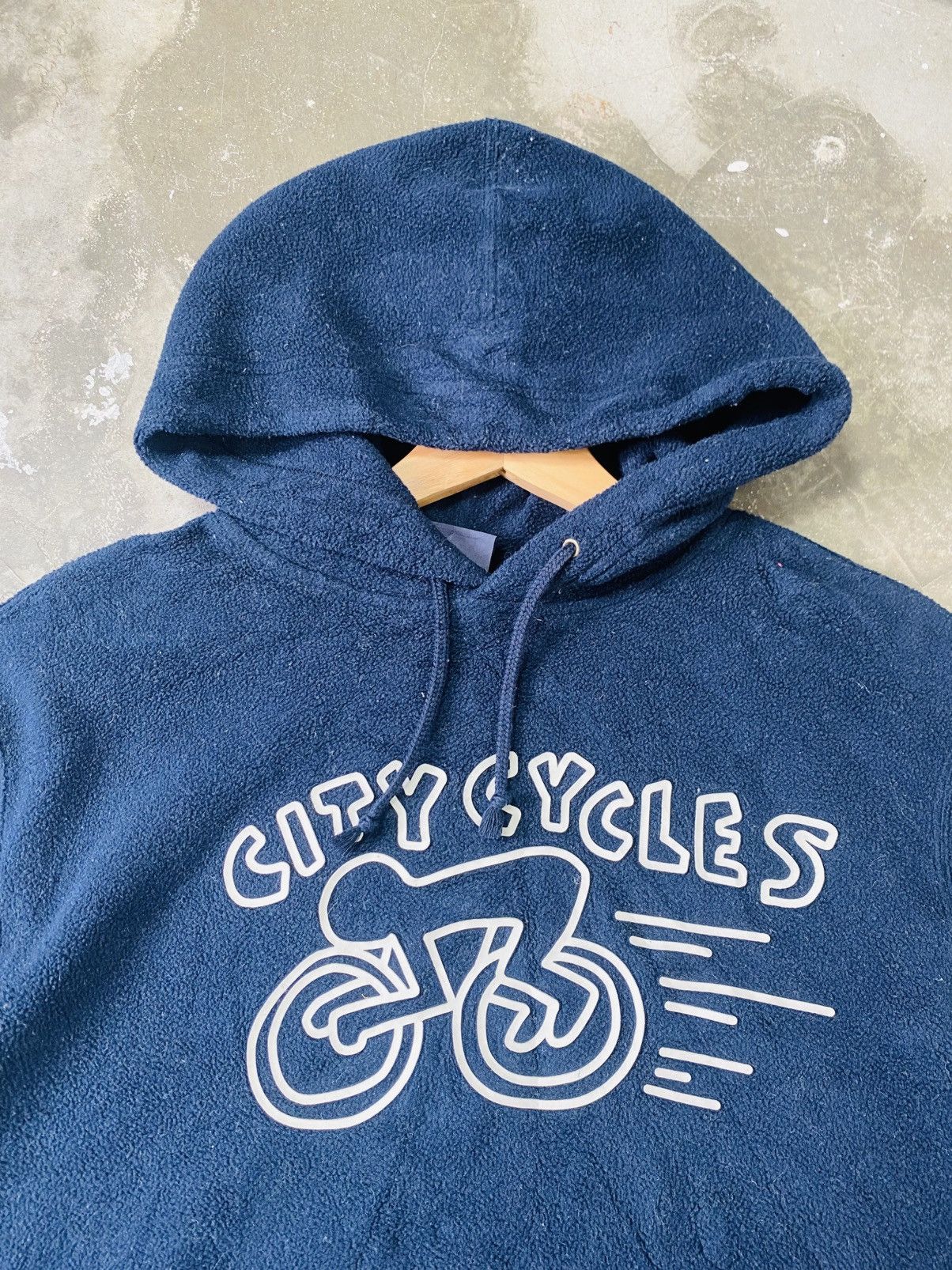 Keith Haring Vintage Keith Haring X Uniqlo Hoodie Size US M / EU 48-50 / 2 - 8 Thumbnail