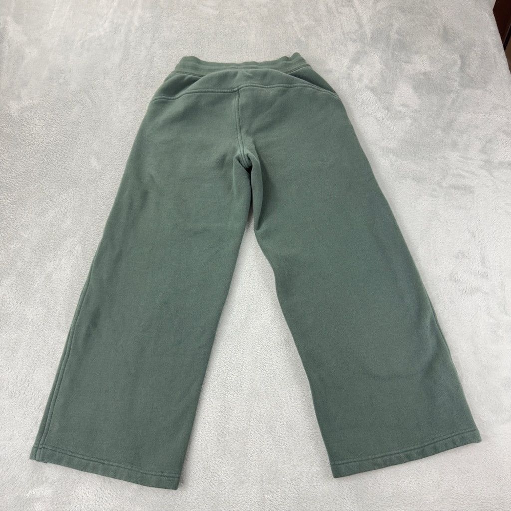 Lululemon Lululemon Women's Size 2 Scuba Mid Rize Wide Leg Pant Size 26" / US 2 / IT 38 - 3 Thumbnail