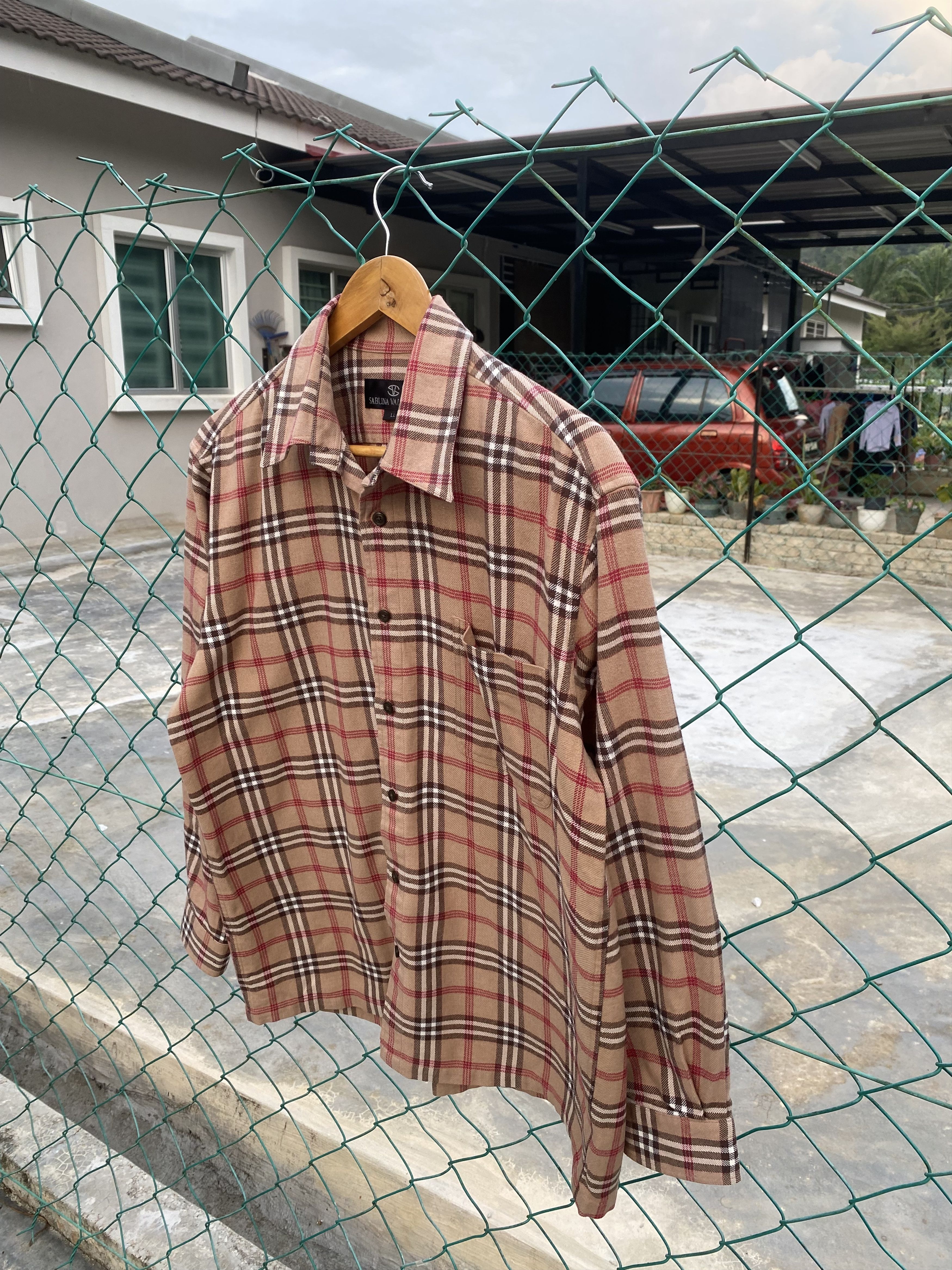 Valentino Sablina Valentino button up flannel shirts Size US L / EU 52-54 / 3 - 5 Thumbnail