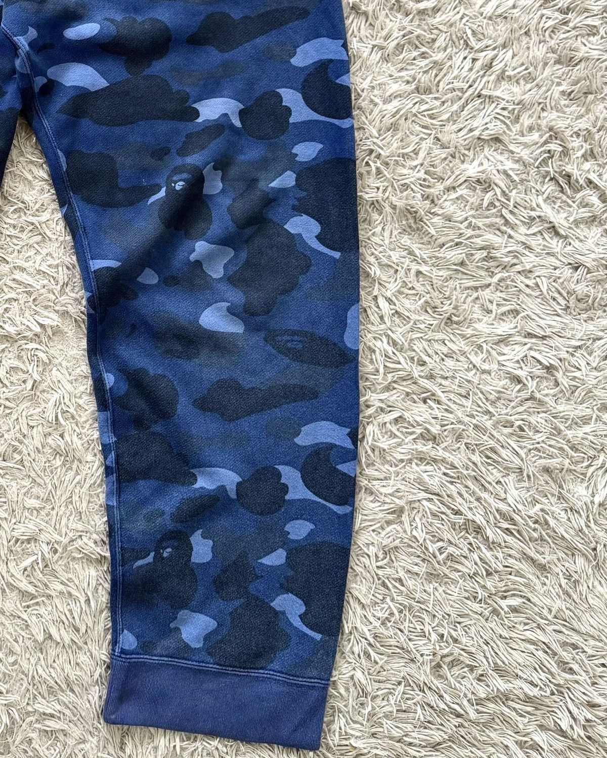 Bape RARE BAPE SPELL OUT BLUE CAMO JOGGERS Size US 32 / EU 48 - 6 Thumbnail