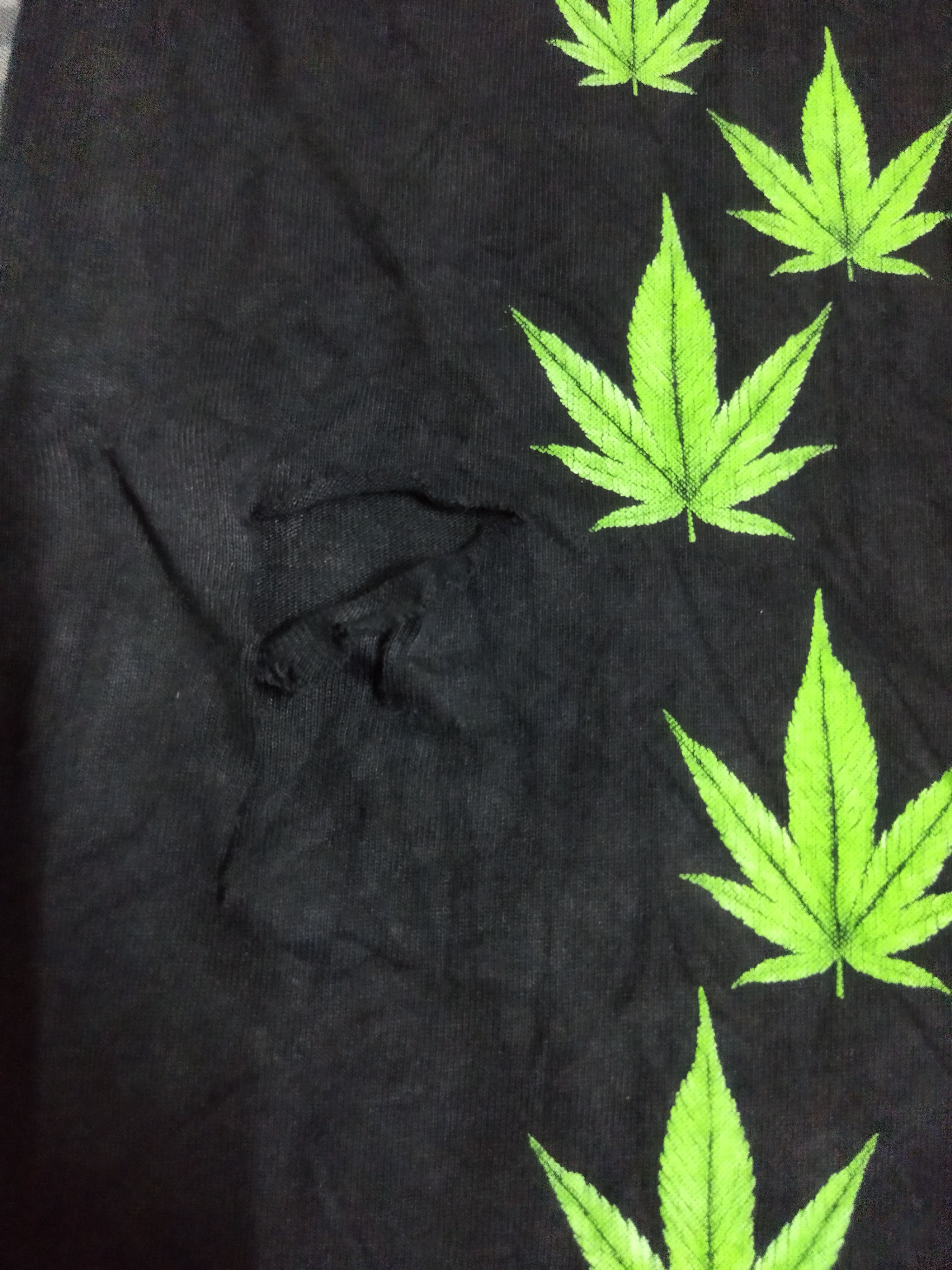 Vintage Vintage Marijuana Tee Size US L / EU 52-54 / 3 - 5 Thumbnail