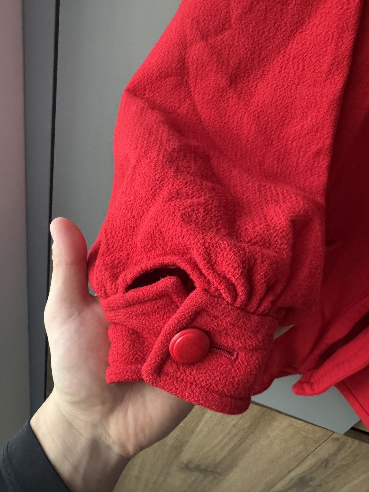 Valentino 1960-x Vintage Valentino Garavani Boutique Red Cardigan Size L / US 10 / IT 46 - 3 Thumbnail