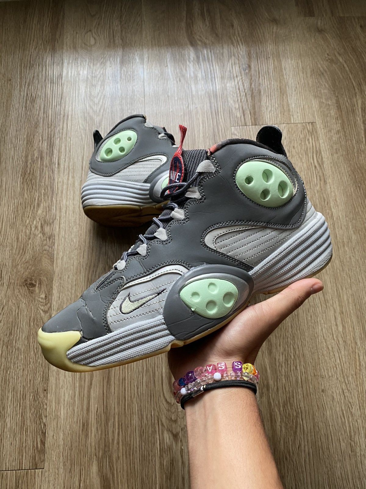 Nike NIKE FLIGHT ONE NRG GALAXY 2012 Size US 10 / EU 43 - 5 Thumbnail