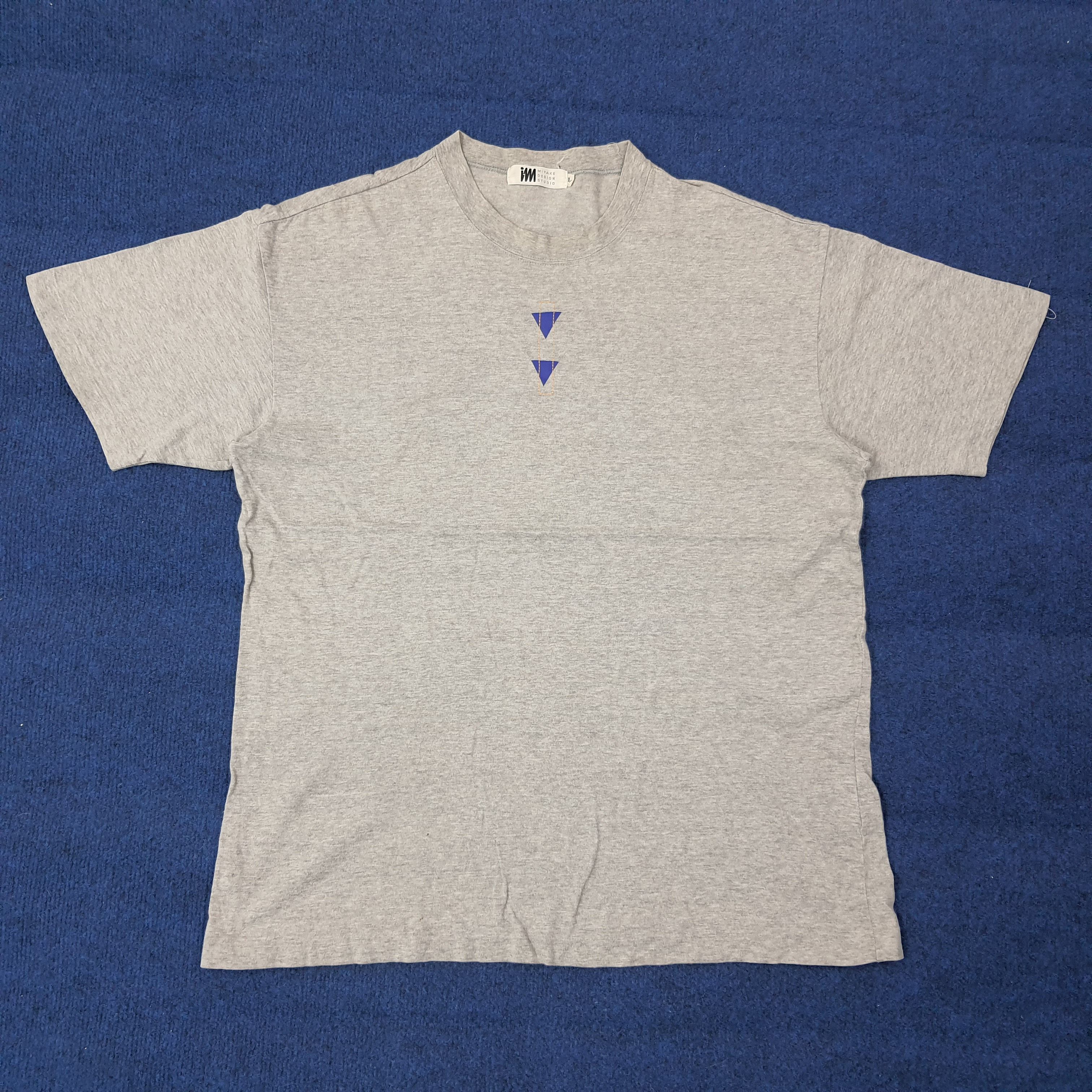 Issey Miyake Vintage IM Issey Miyake Studio Designer Tshirt C267N55 Size US L / EU 52-54 / 3 - 1 Thumbnail