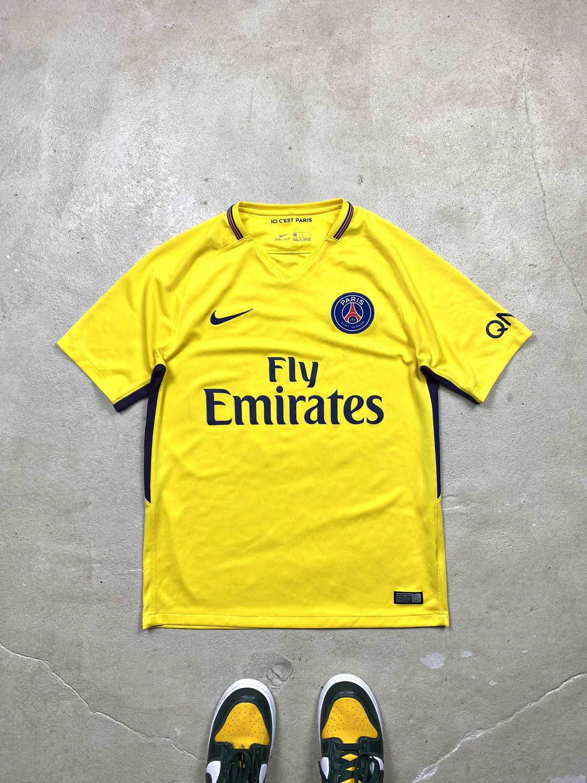 Nike Nike Paris Saint Germain Soccer Jersey T Shirt Hype Y2K Size US M / EU 48-50 / 2 - 1 Thumbnail
