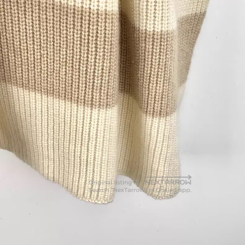 Hermes Hermes Light brown cashmere half-zip short-sleeved knit dr Size XXS / US 00 / IT 34 - 4 Thumbnail