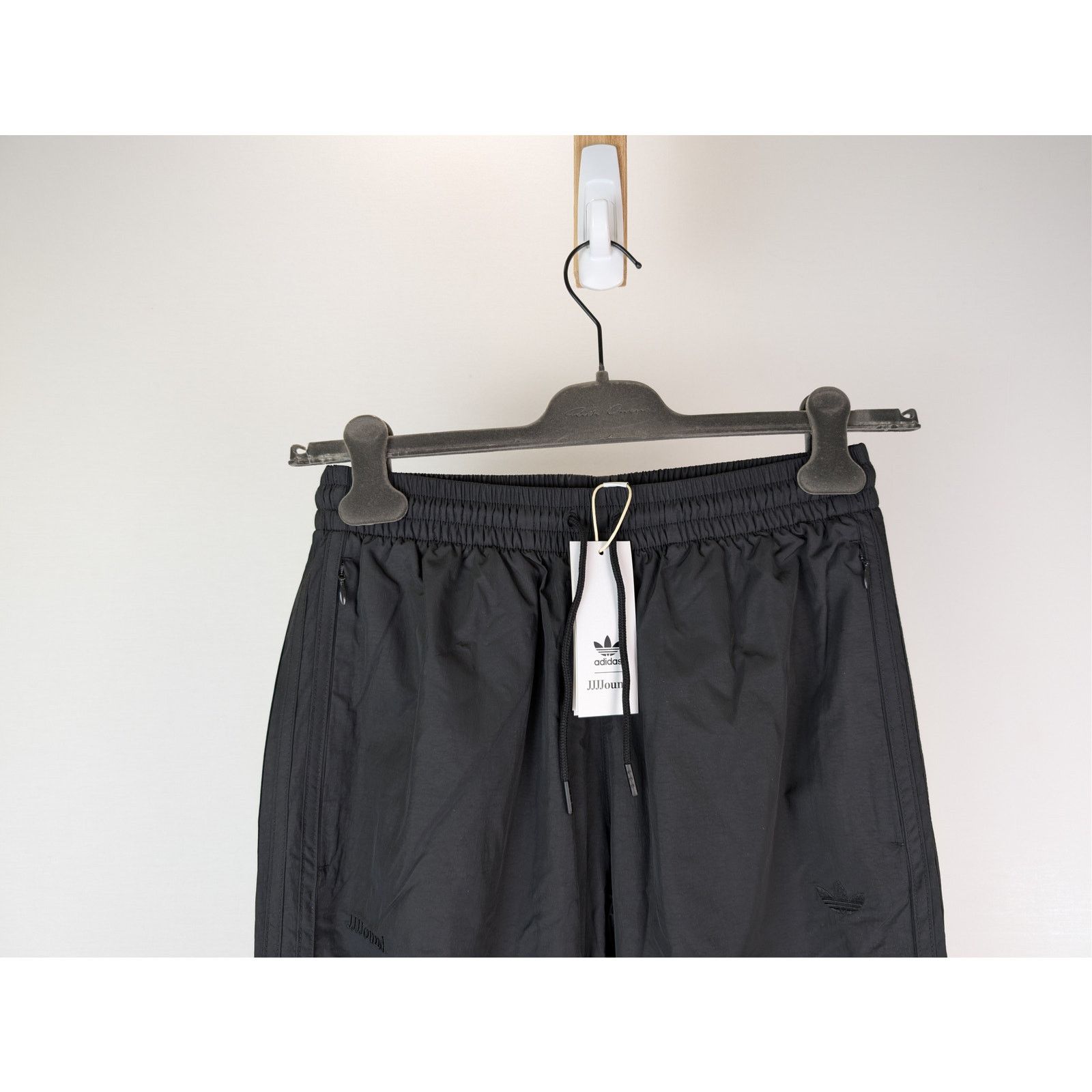 Adidas × JJJJound o1rshd1 JJJJ Trackpant Sweatpants in Black Size US 32 / EU 48 - 2 Thumbnail