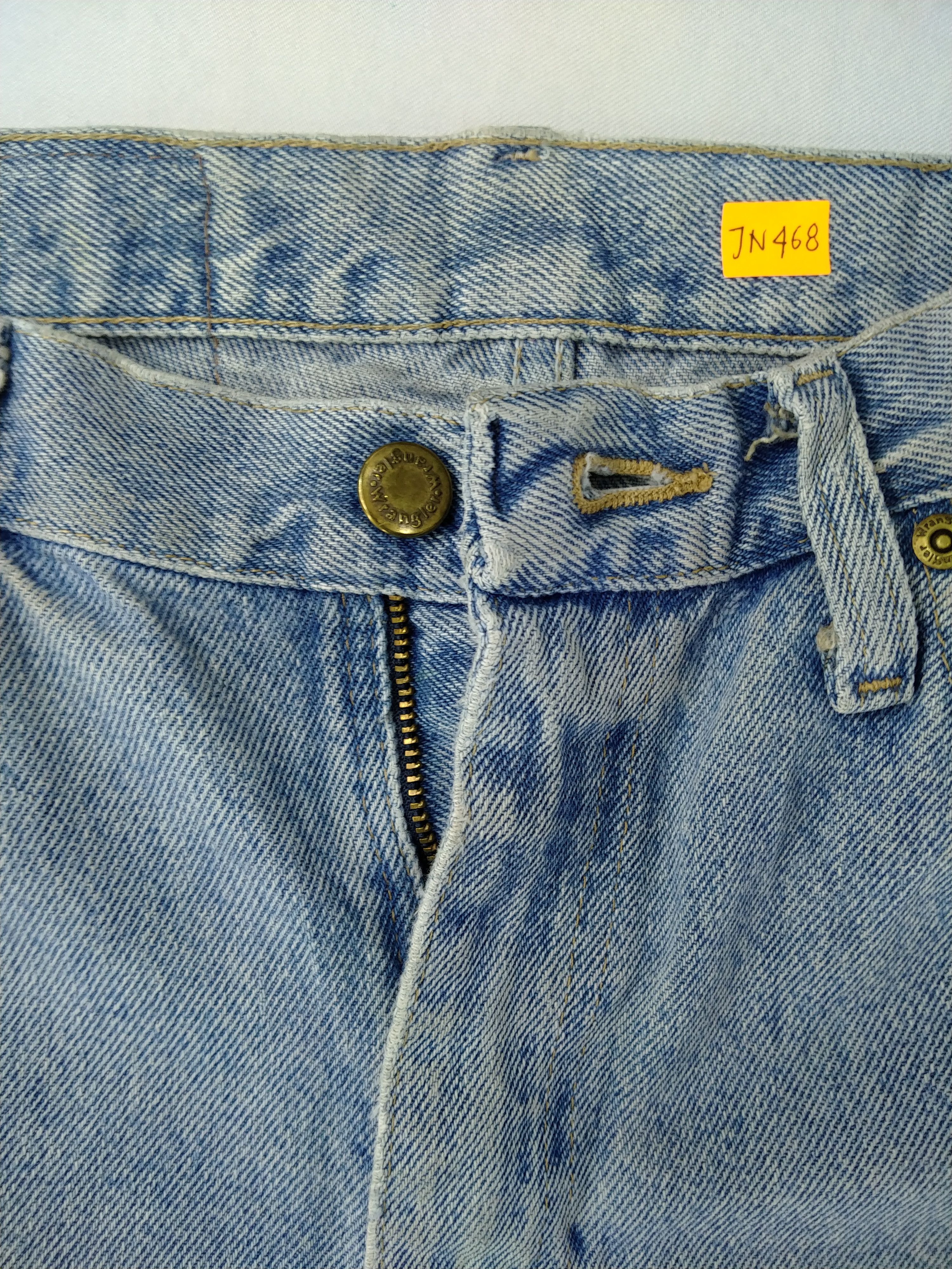Japanese Brand Vintage Light Wash Wrangler Denim 33x30 -JN468 Size US 33 - 7 Thumbnail