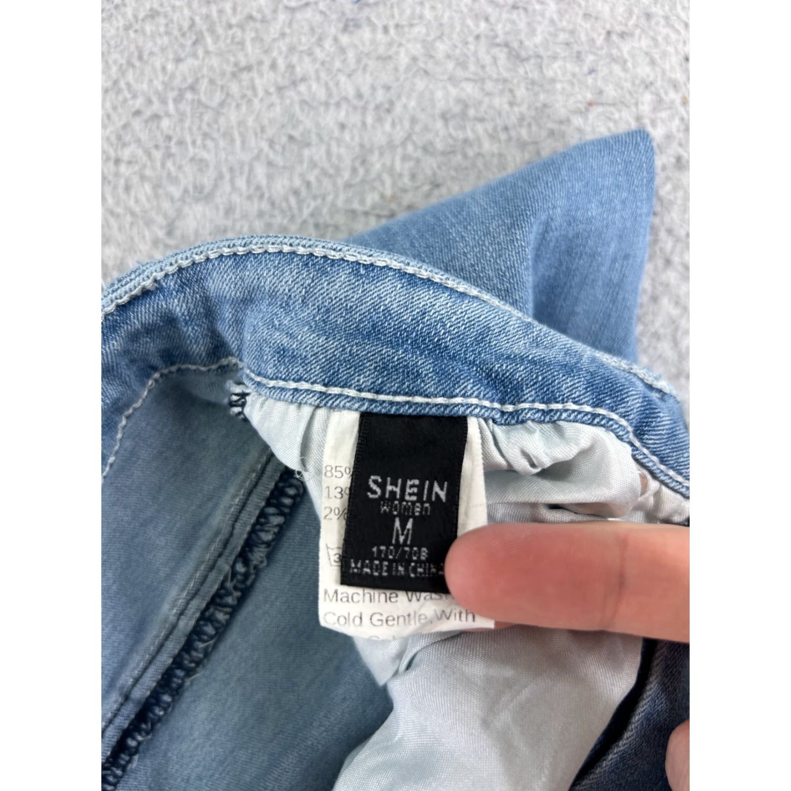 Shein SheIn Jeans Women's Juniors Medium Blue Denim Flared Raw Hem 22x31 5-Pocket Cotton Stretch Regular Zip Size 32" / US 10 / IT 46 - 6 Thumbnail