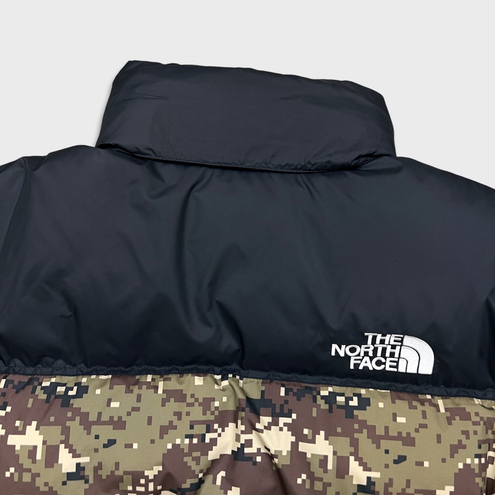 The North Face The North Face 1996 Retro Nuptse Packable Jacket Digi Camo Size US M / EU 48-50 / 2 - 6 Thumbnail