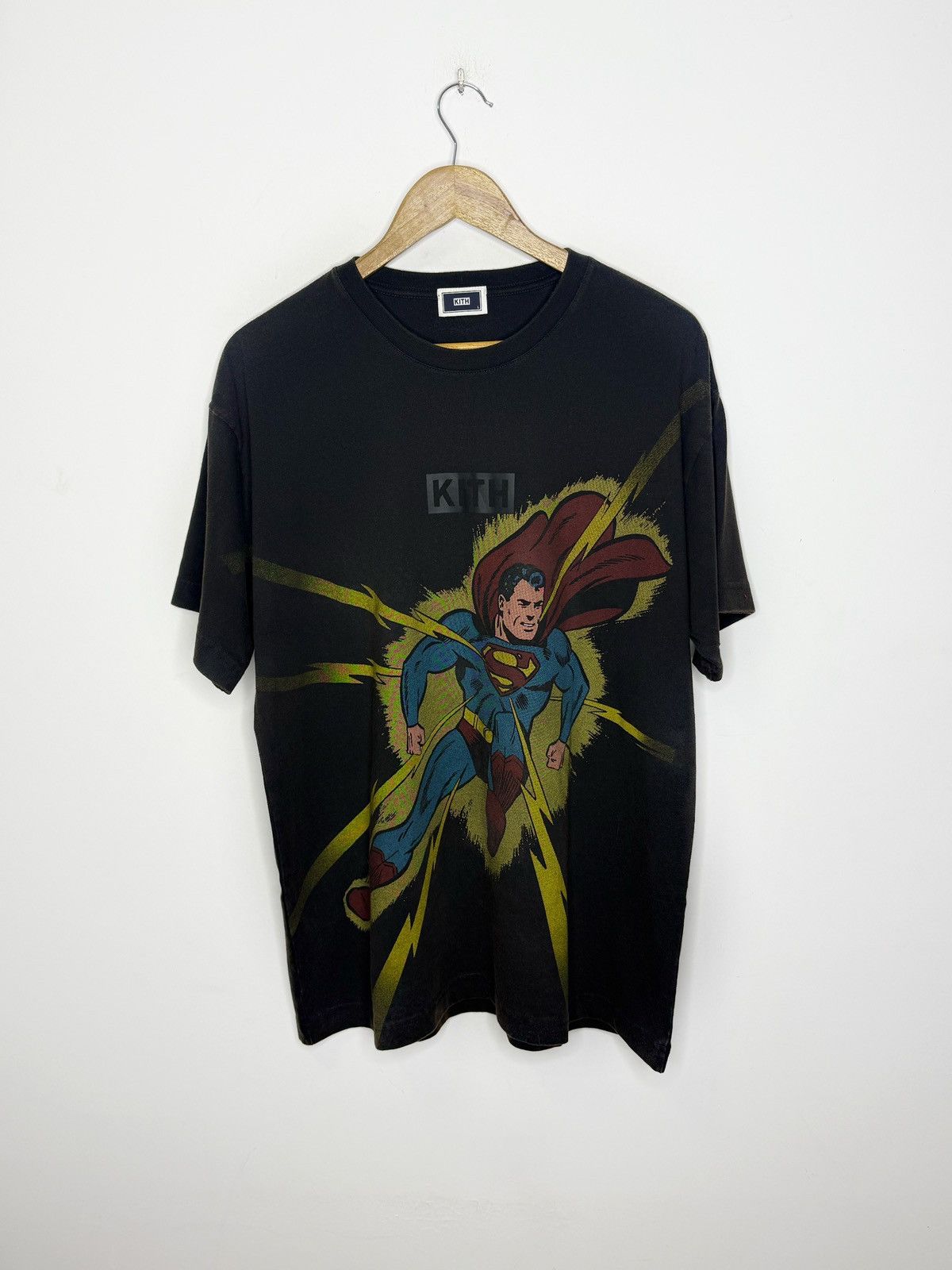 Kith Kith x Superman Lightning Bolt Vintage Tee Size US L / EU 52-54 / 3 - 1 Thumbnail