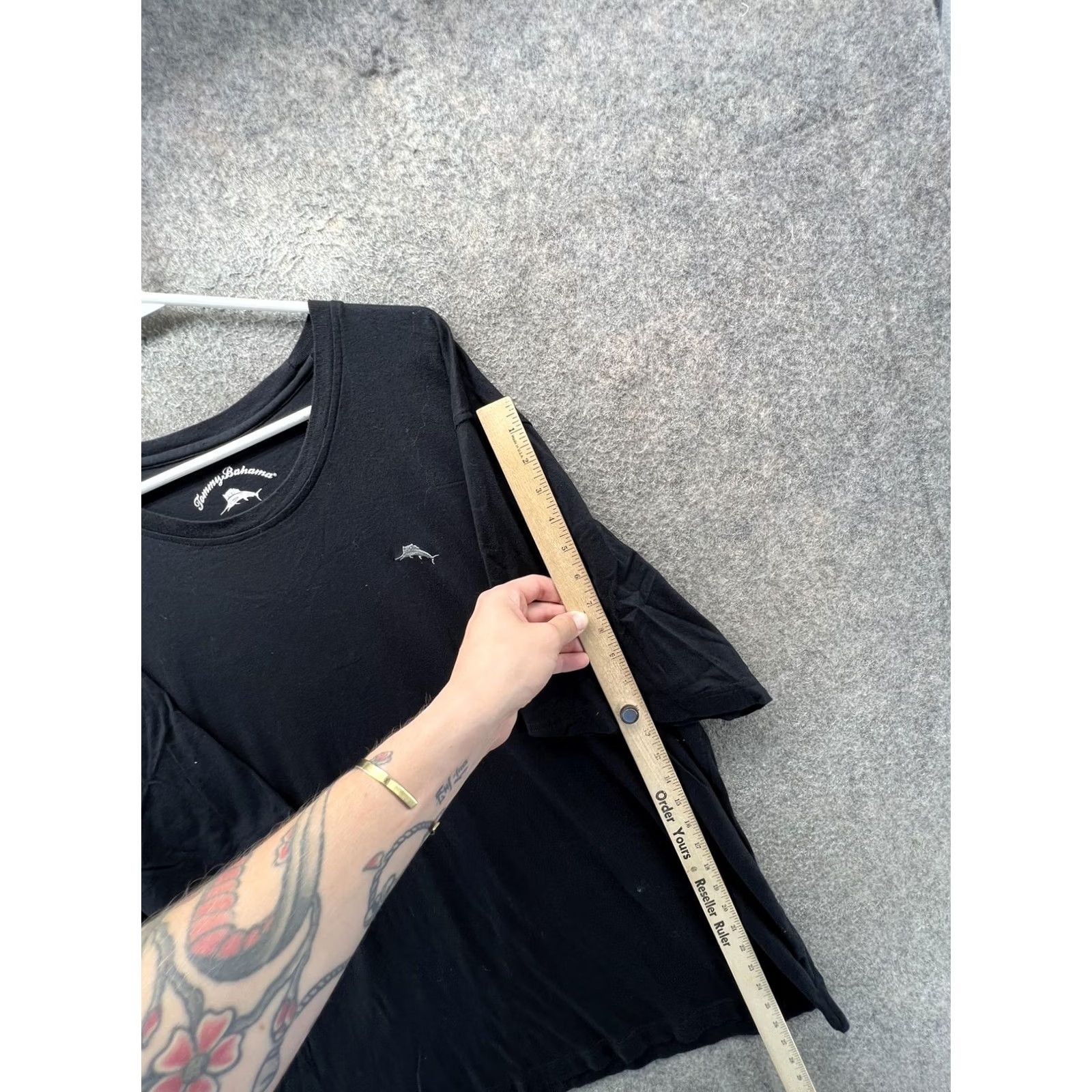Tommy Bahama Tommy Bahama Shirt Mens 2XL Black Marlin Logo Crewneck Tee Tagless Soft Cotton Modal Short Sleeve Shirt Mens Clothes Black Logo Tee Size US XXL / EU 58 / 5 - 4 Thumbnail
