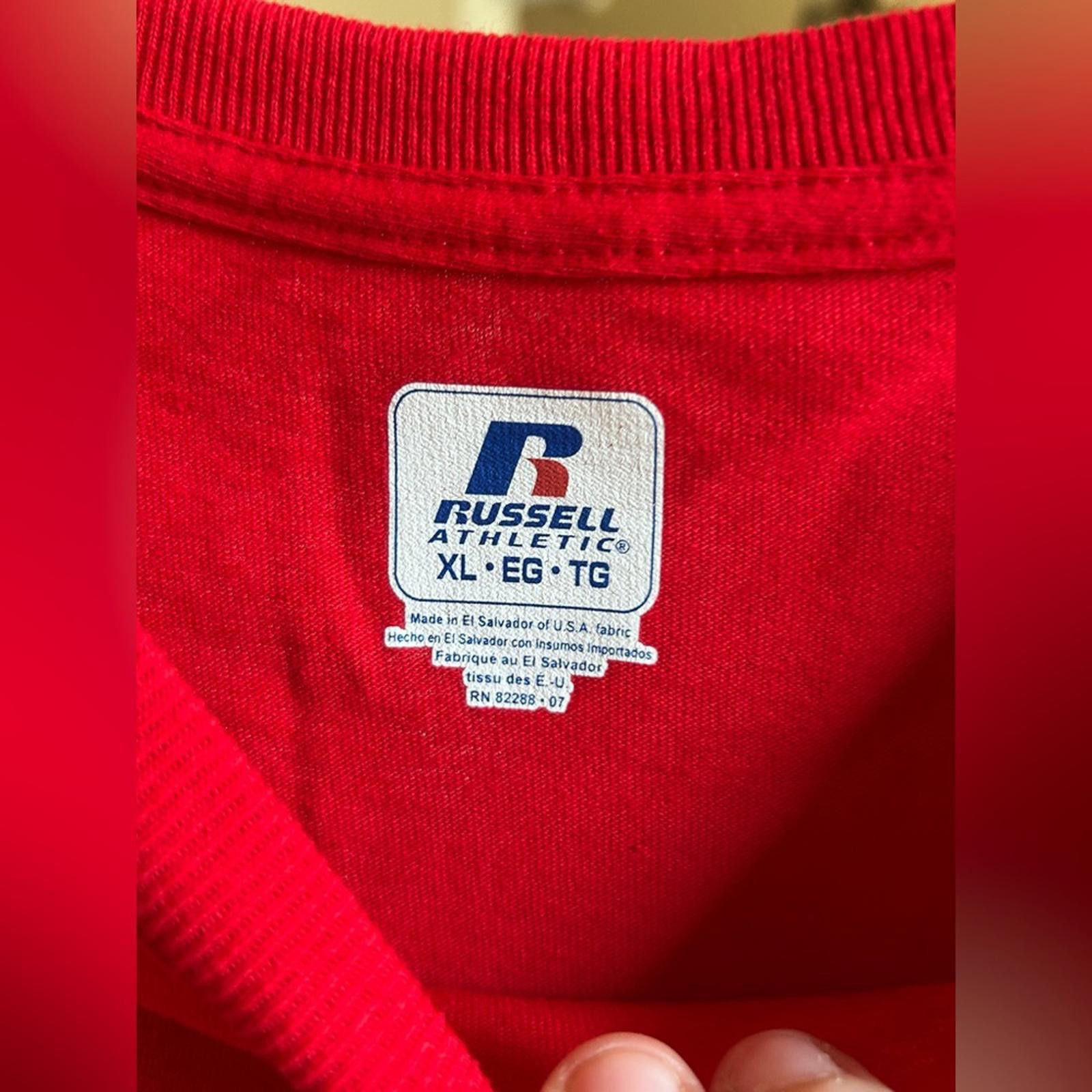 Russell Athletic Russell Athletic Red Graphic Tee with Metallic Sticker Size US M / EU 48-50 / 2 - 4 Thumbnail