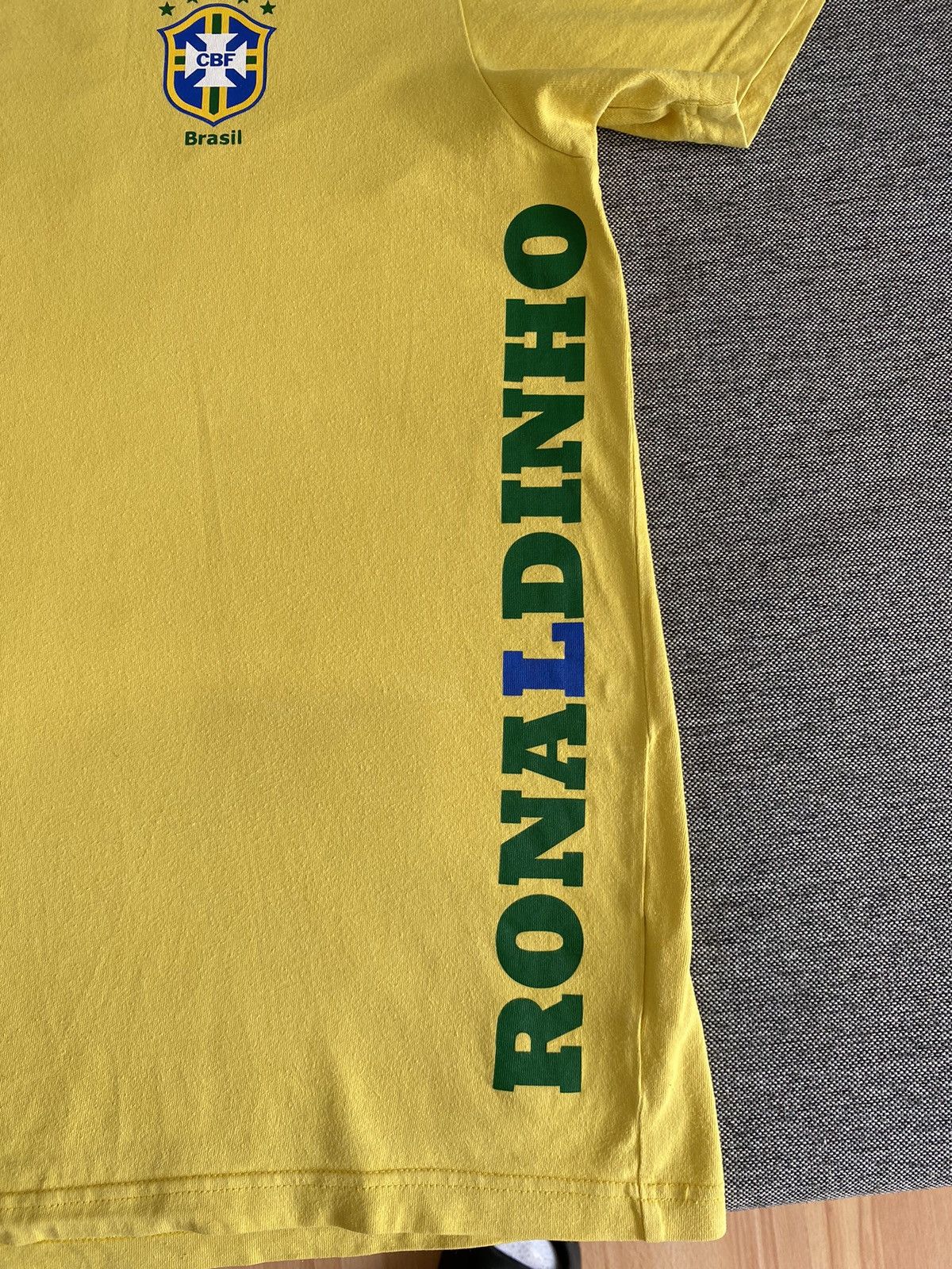 Nike Brazil Nike Ronaldinho T Shirt Size XL Size US XL / EU 56 / 4 - 4 Thumbnail