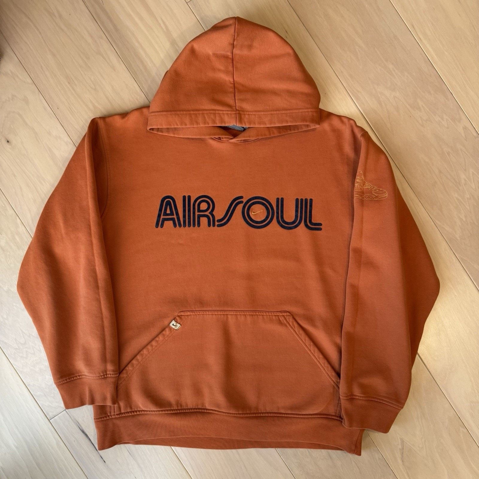 Nike Vintage Nike Air Soul Hoodie XL Orange Y2K Fleece Pullover Size US XL / EU 56 / 4 - 2 Thumbnail