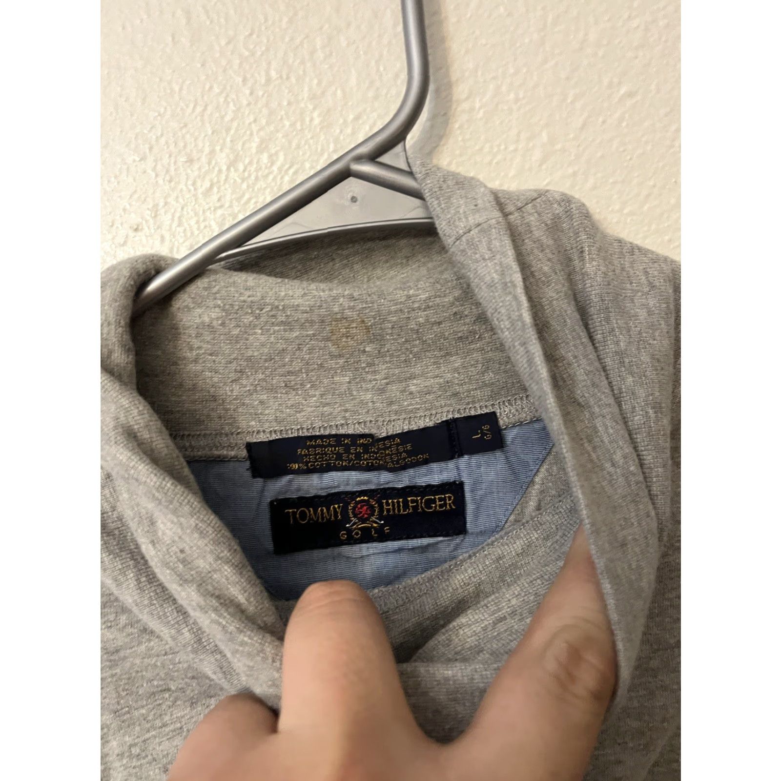 Tommy Hilfiger Vintage Tommy Hilfiger Golf Long Sleeve Shirt Mens Size L Gray Turtleneck Knit 100% Cotton Embroidered Logo 80s 90s Y2K Designer Sportswear Size US L / EU 52-54 / 3 - 2 Thumbnail