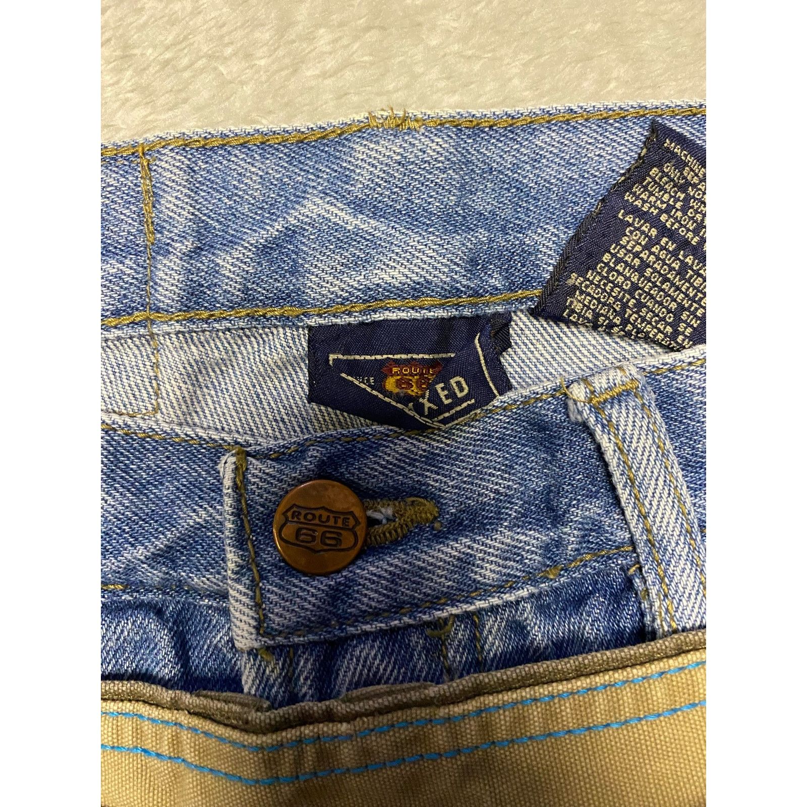 Columbia 2pcs Bundle Columbia cargo short and Route 66 size 34 Size US 34 / EU 50 - 7 Thumbnail