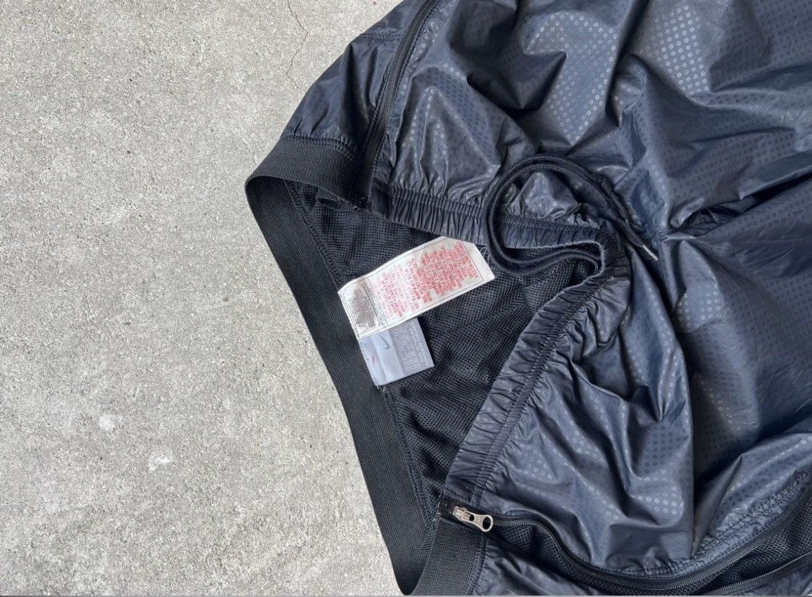 Nike Vintage Nike Trackpants Size US 31 - 13 Thumbnail