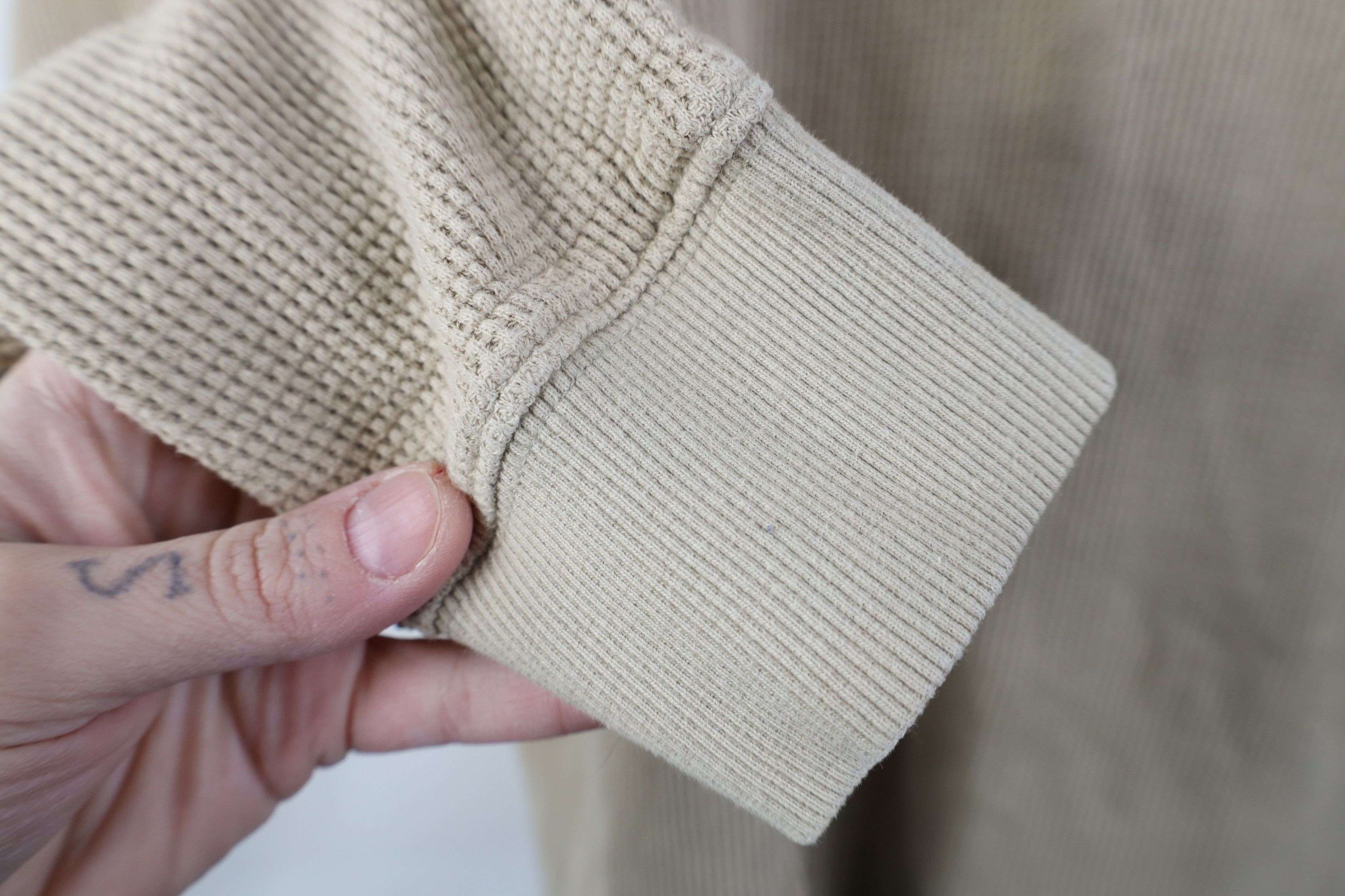 Cabelas Vintage 90s Cabelas Waffle Knit Long Sleeve Henley T-Shirt Size US XL / EU 56 / 4 - 9 Thumbnail