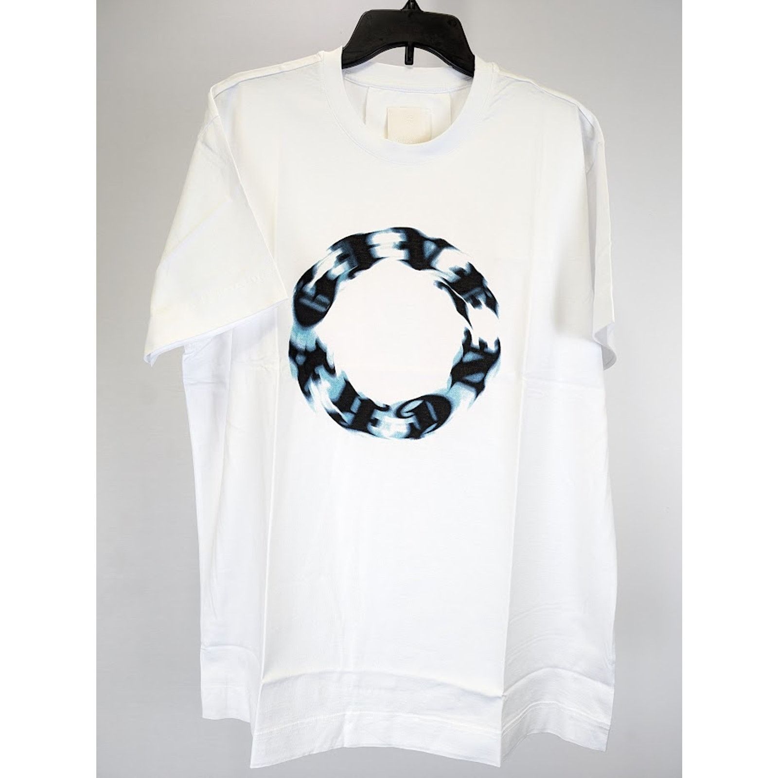 Givenchy o1rshd1 T-Shirt in White Size US M / EU 48-50 / 2 - 3 Thumbnail