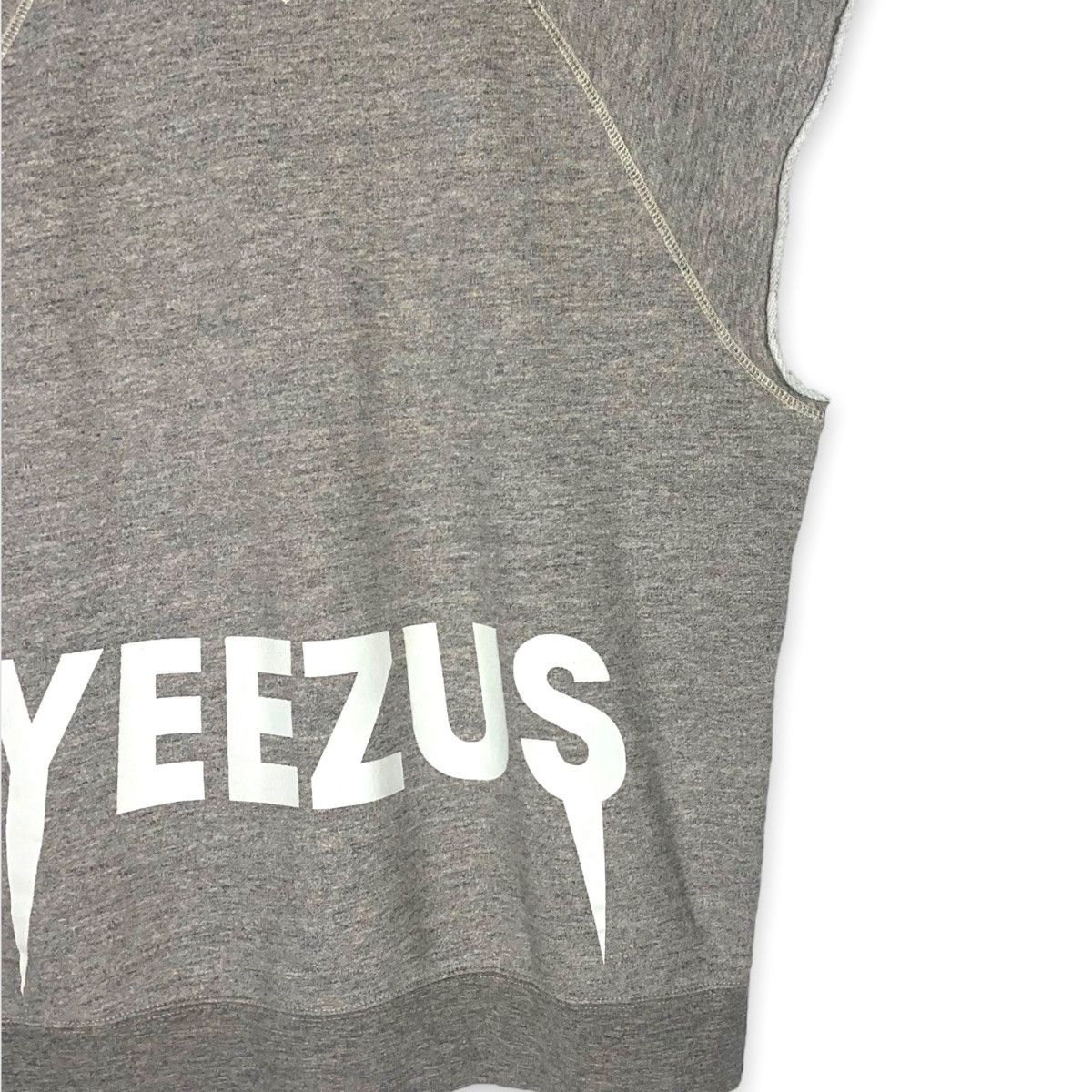 Kanye West Yeezy tour cut off sweater Kanye west Size US L / EU 52-54 / 3 - 4 Thumbnail