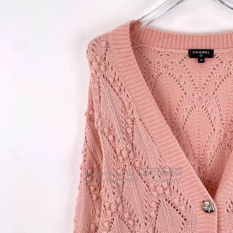 Chanel Chanel Pink mulberry silk V-neck single-breasted long-slee Size XS / US 0-2 / IT 36-38 - 3 Thumbnail