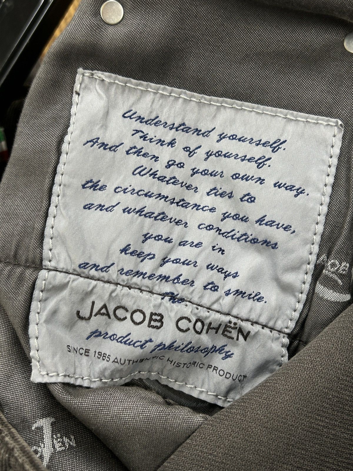 Jacob Cohen Jacob Cohen Corduroy Velvet Style 620 Pants Trousers 36 Size US 36 / EU 52 - 14 Thumbnail