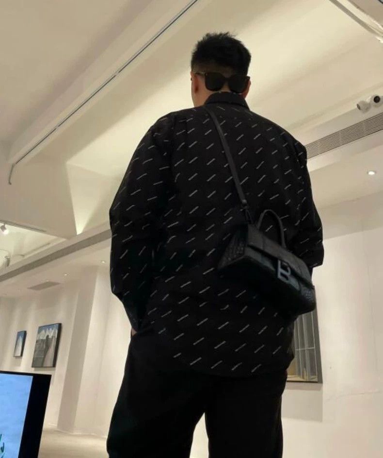 Balenciaga Balenciaga size 39 Bullet screen full of shirt Size US M / EU 48-50 / 2 - 9 Thumbnail