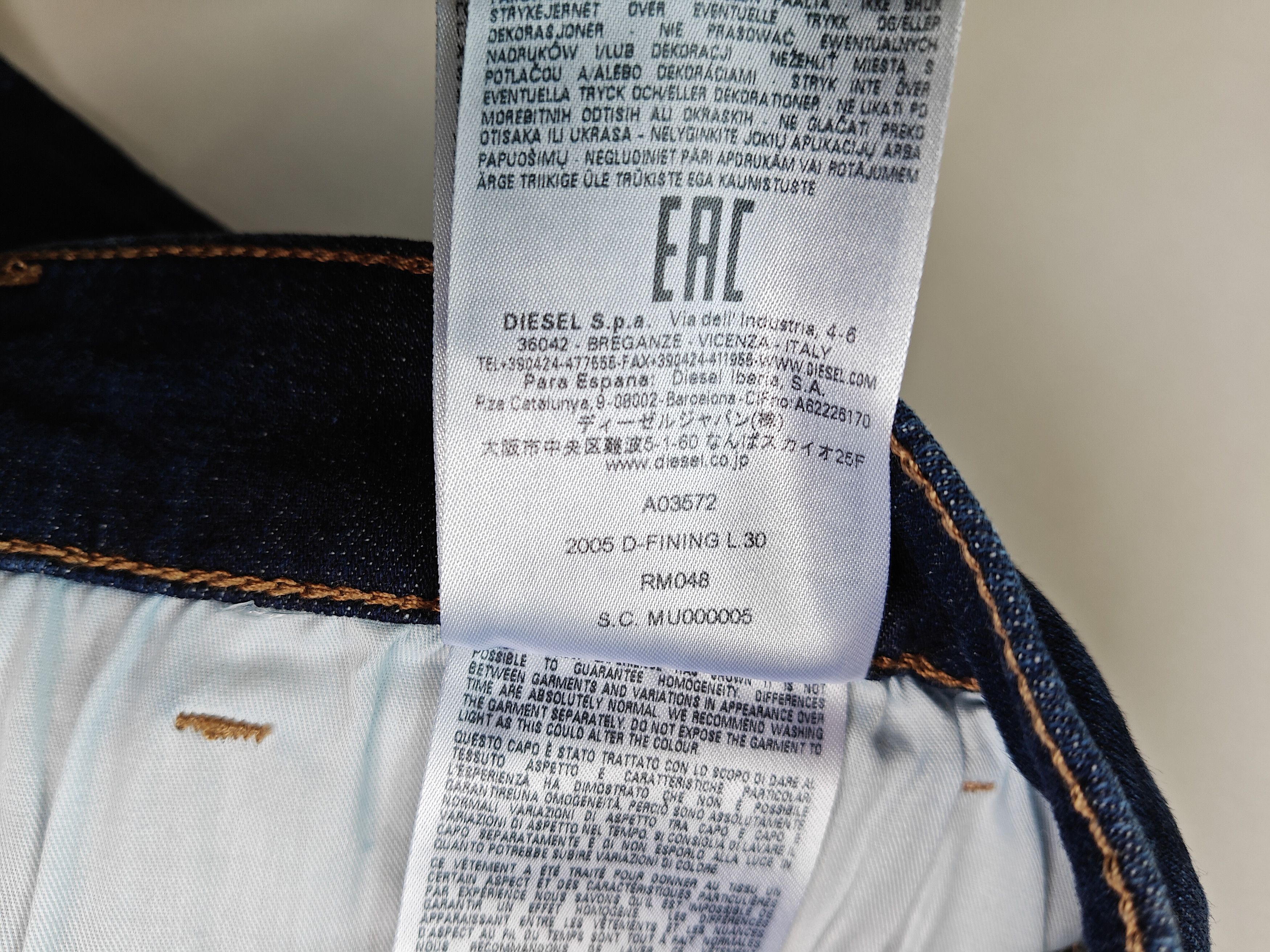Diesel Diesel 2005 D-FINING Men's Jeans Free Shipping T/9545 Size US 34 / EU 50 - 8 Thumbnail