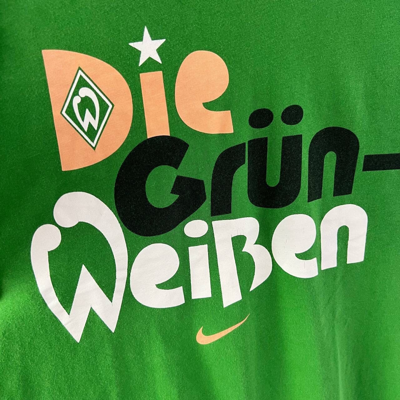Nike Wolfsburg Nike Vintage Tee Y2K Style Jersey Size US S / EU 44-46 / 1 - 3 Thumbnail