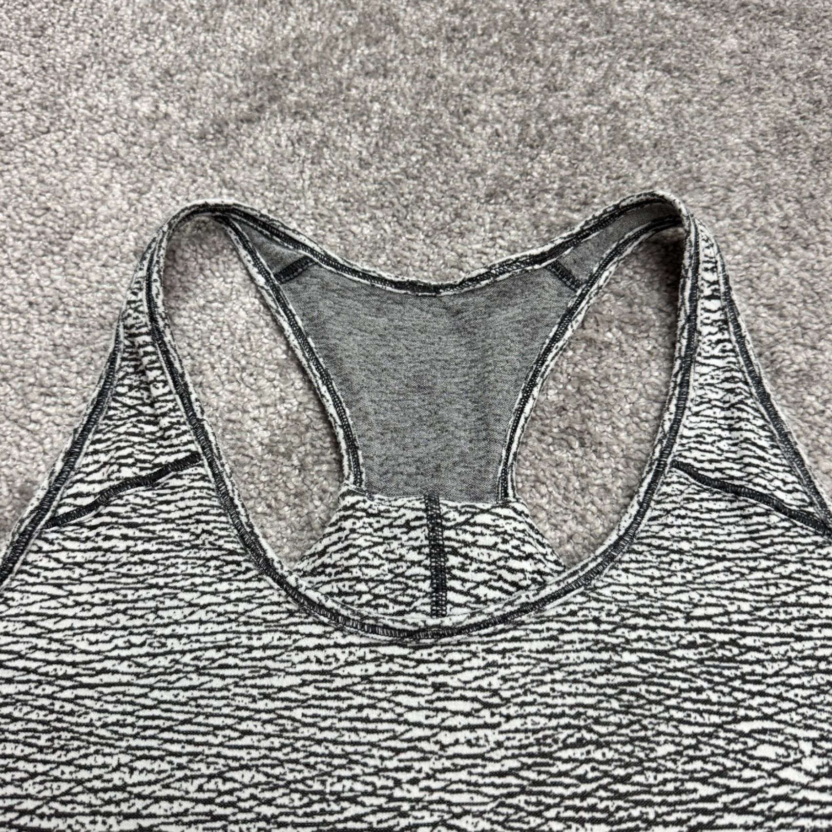 Lululemon Lululemon Wild Tank Shirt Women 6 Gray Racerback Halter Draped Activewear Gym Yoga Ladies Size 6 Gray Athletic Womens Size M / US 6-8 / IT 42-44 - 3 Thumbnail
