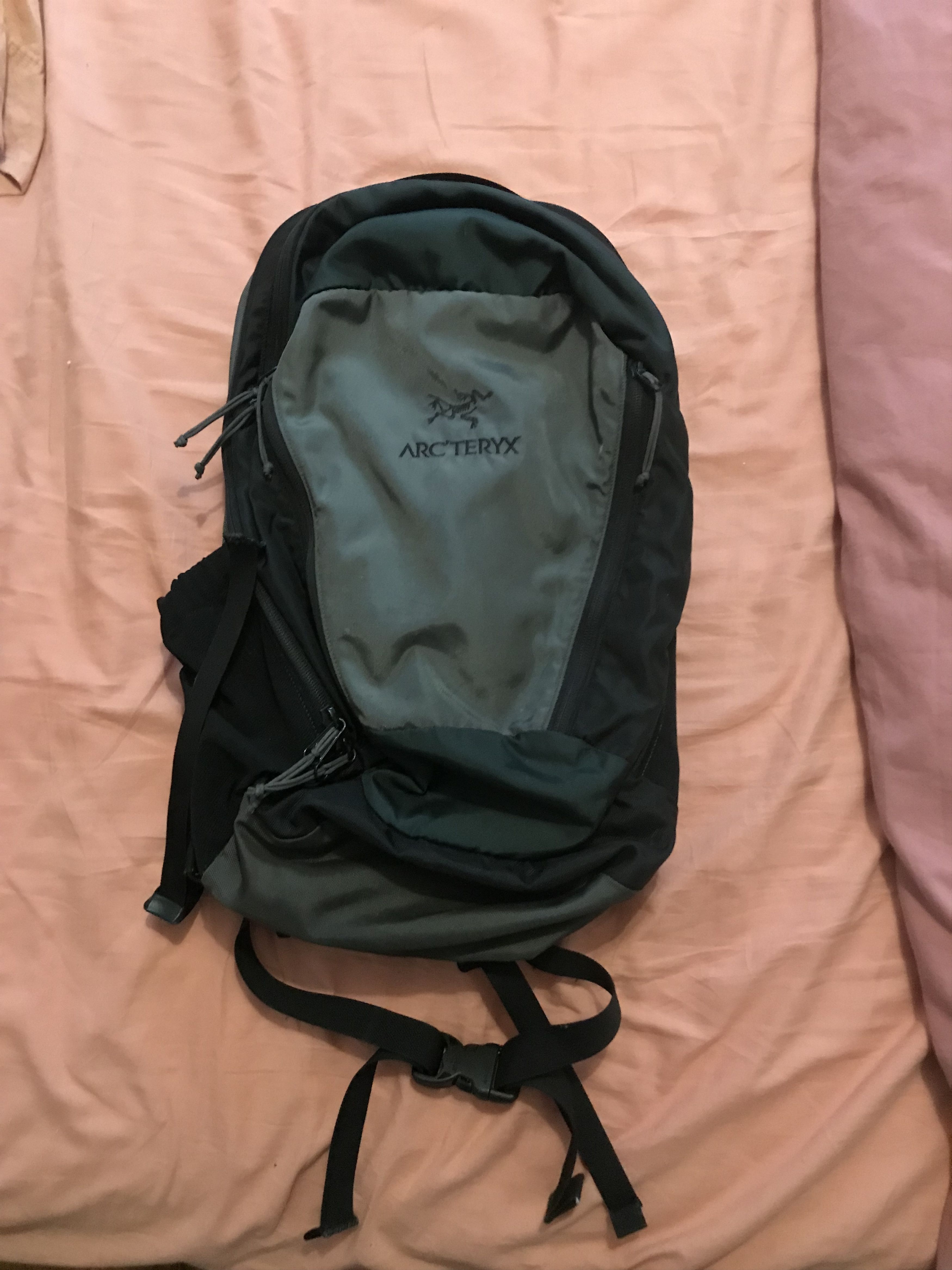 Arcteryx Beams Mantis 2 | Grailed