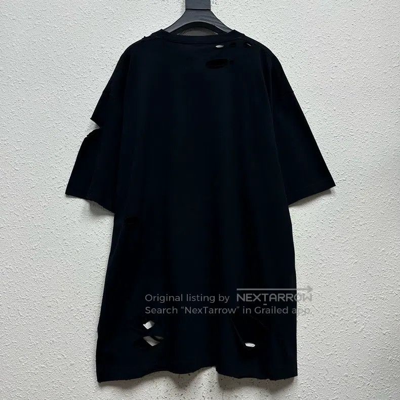 Balenciaga Balenciaga Large Hole Aged Logo Short Sleeve Size US M / EU 48-50 / 2 - 2 Thumbnail