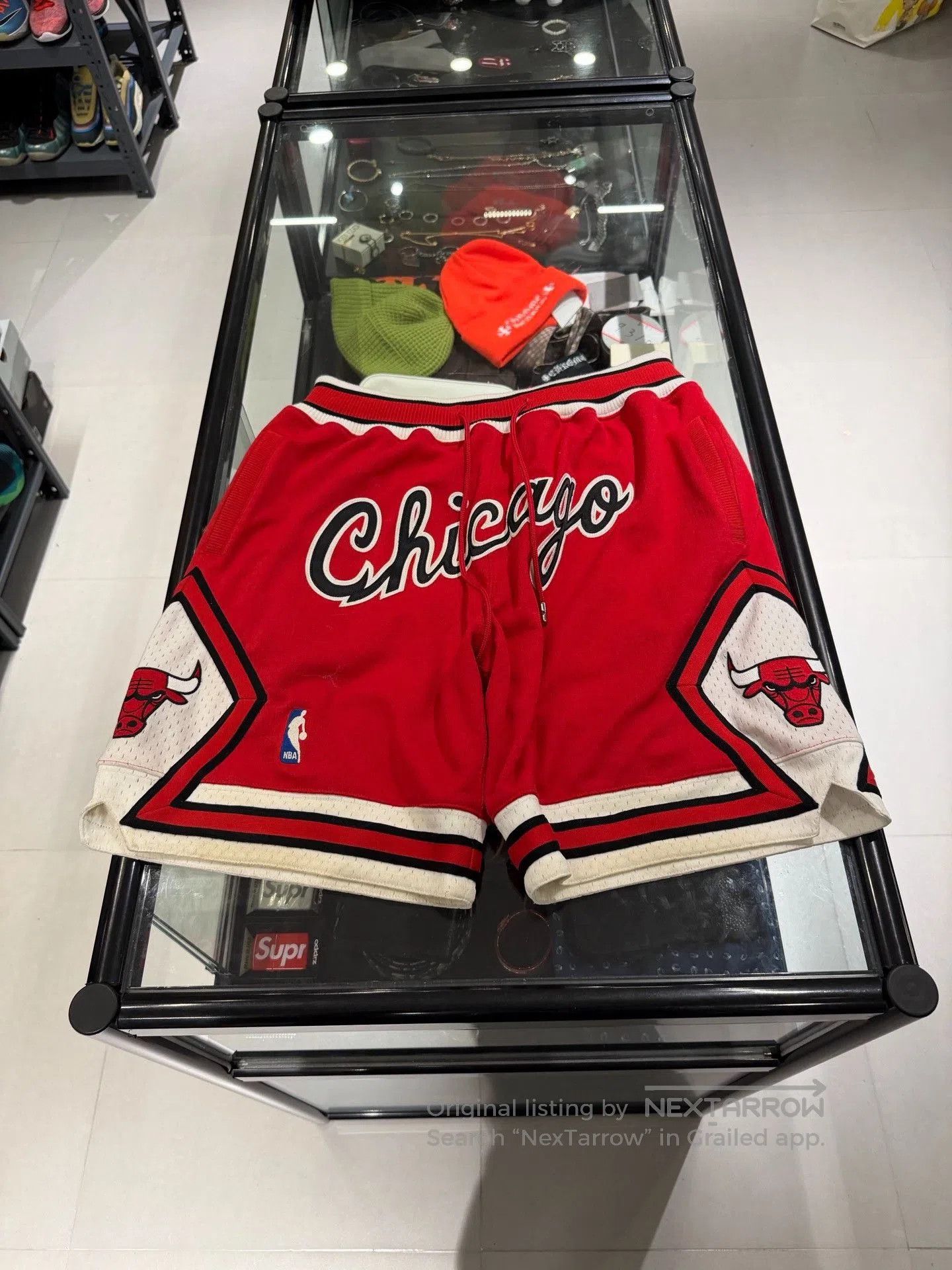 Just Don Mitchell & Ness Just Don Bulls Shorts. Size US 32 / EU 48 - 4 Thumbnail