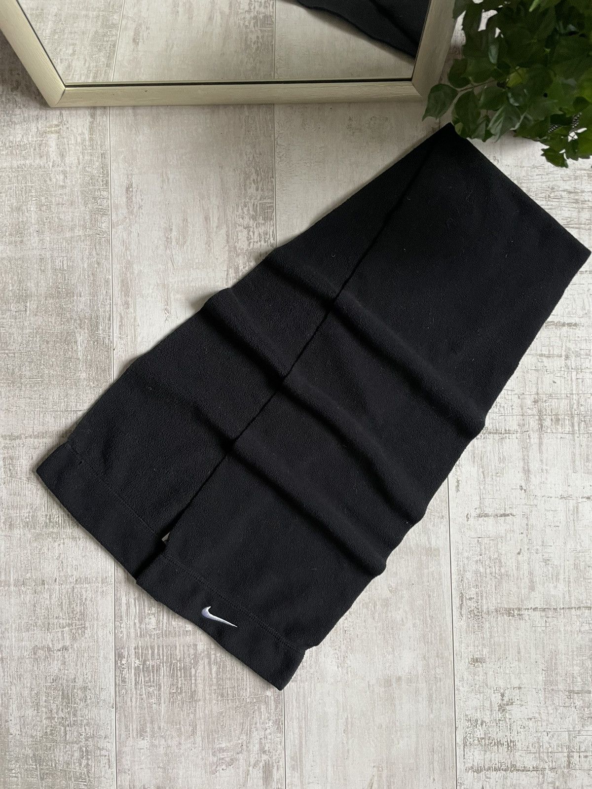 Nike × Vintage Vintage Y2K Nike 90’s Fleece Scarf Swoosh Black Size ONE SIZE - 2 Thumbnail