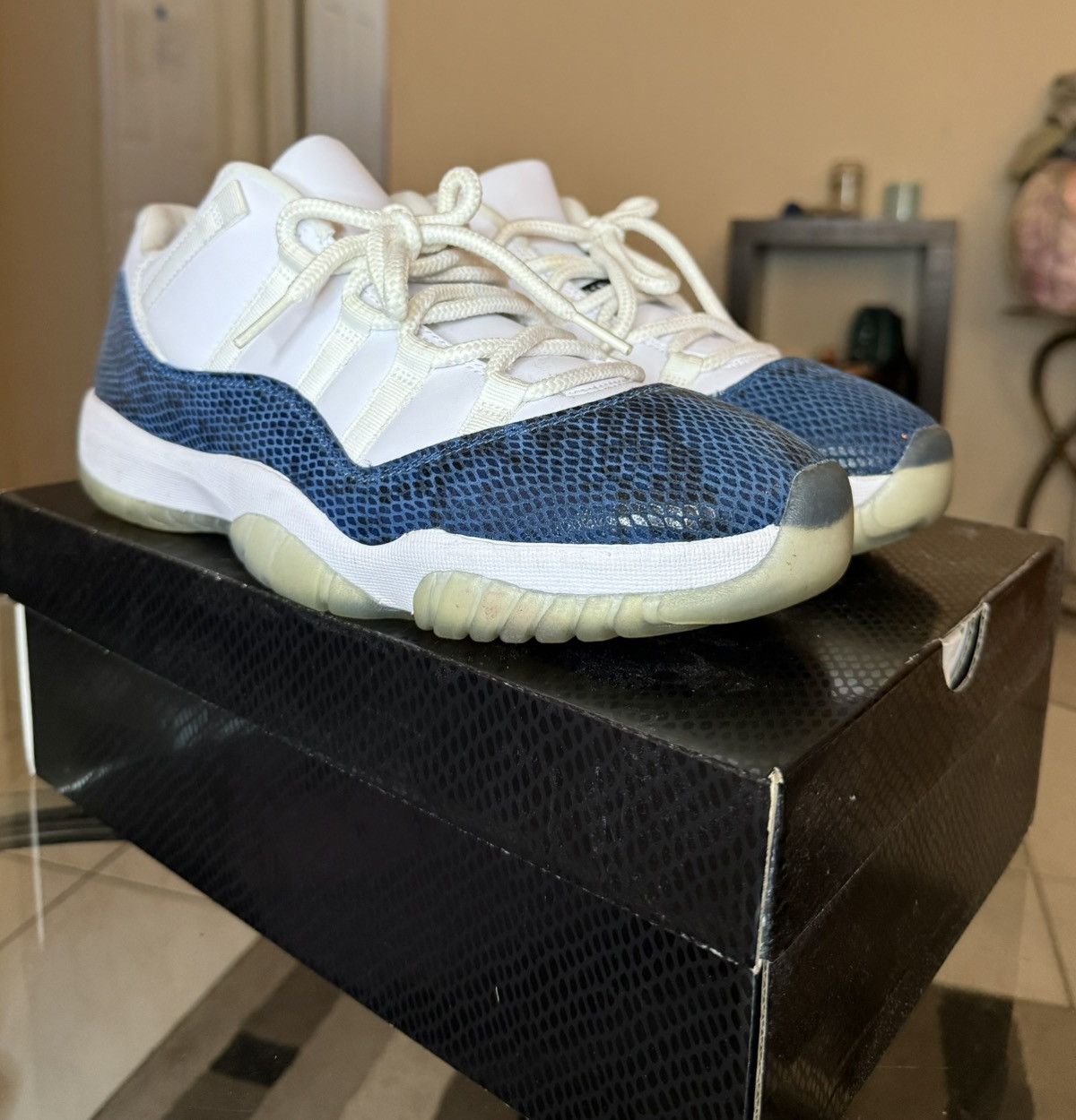 Jordan Brand Retro 11 Snakeskin/Blue Size US 10.5 / EU 43-44 - 2 Thumbnail
