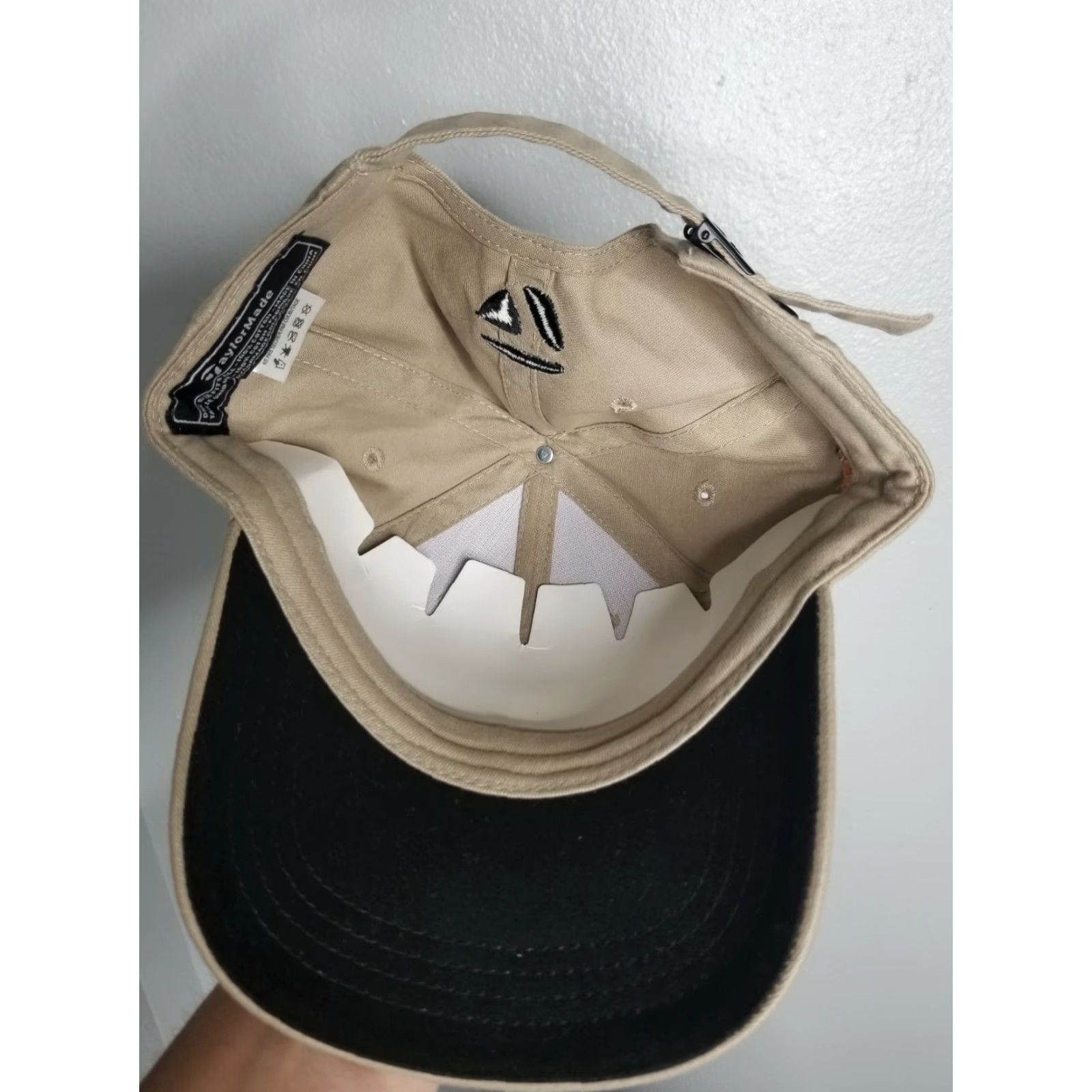 TaylorMade TaylorMade Golf Hat Baseball Cap Mens Adjustable Beige Baseball Cap USA 90s? (But avoid adding uncertain decade) Size ONE SIZE - 5 Thumbnail