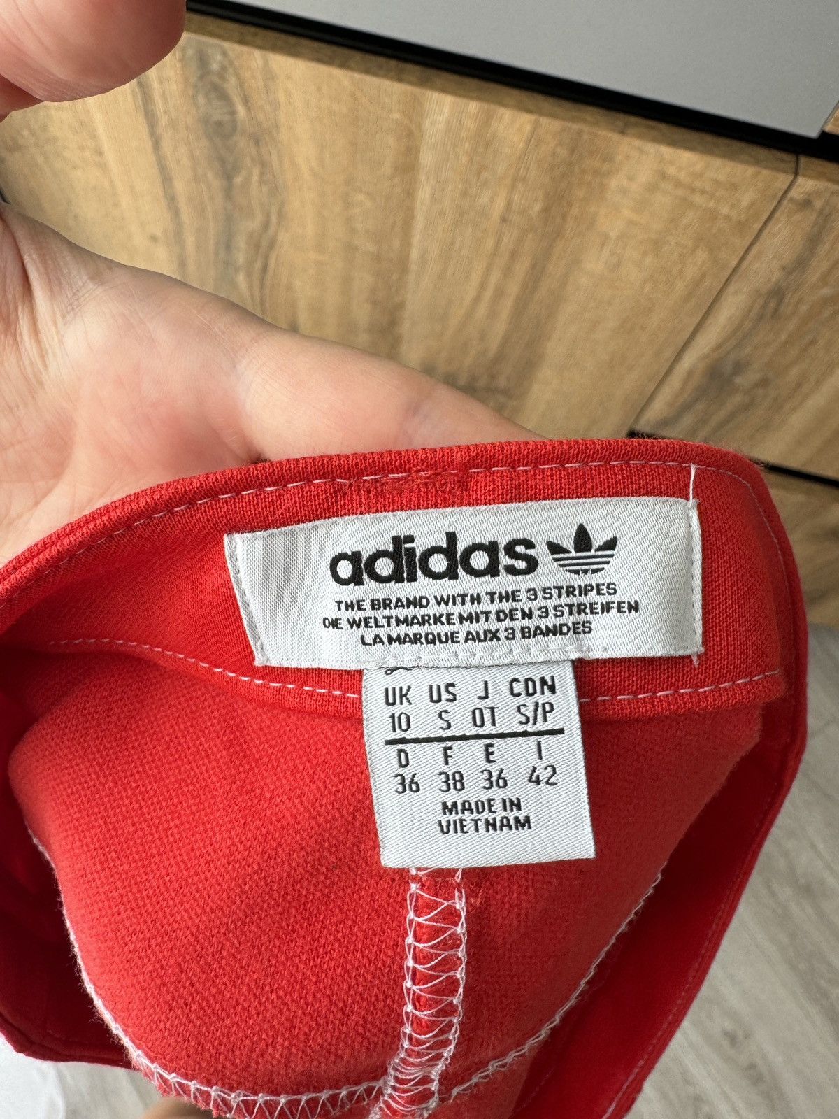 Adidas × Fiorucci Adidas Fiorucci Red Skirt EK4784 Size 27" / US 4 / IT 40 - 6 Thumbnail