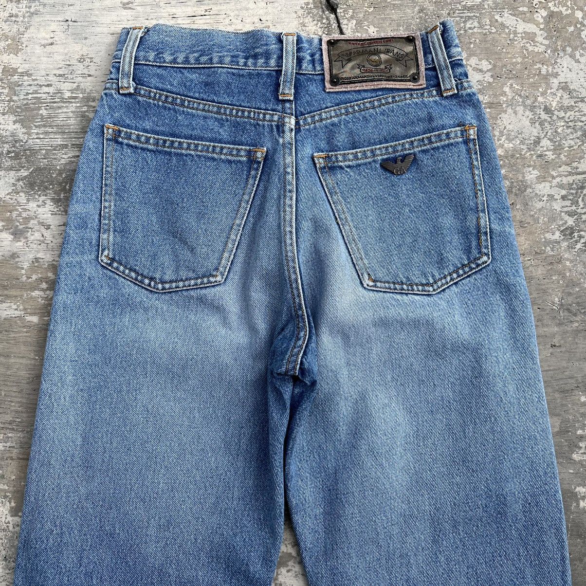 Giorgio Armani 90s Armani Jeans Light Wash Denim Jeans Size US 26 / EU 42 - 6 Thumbnail