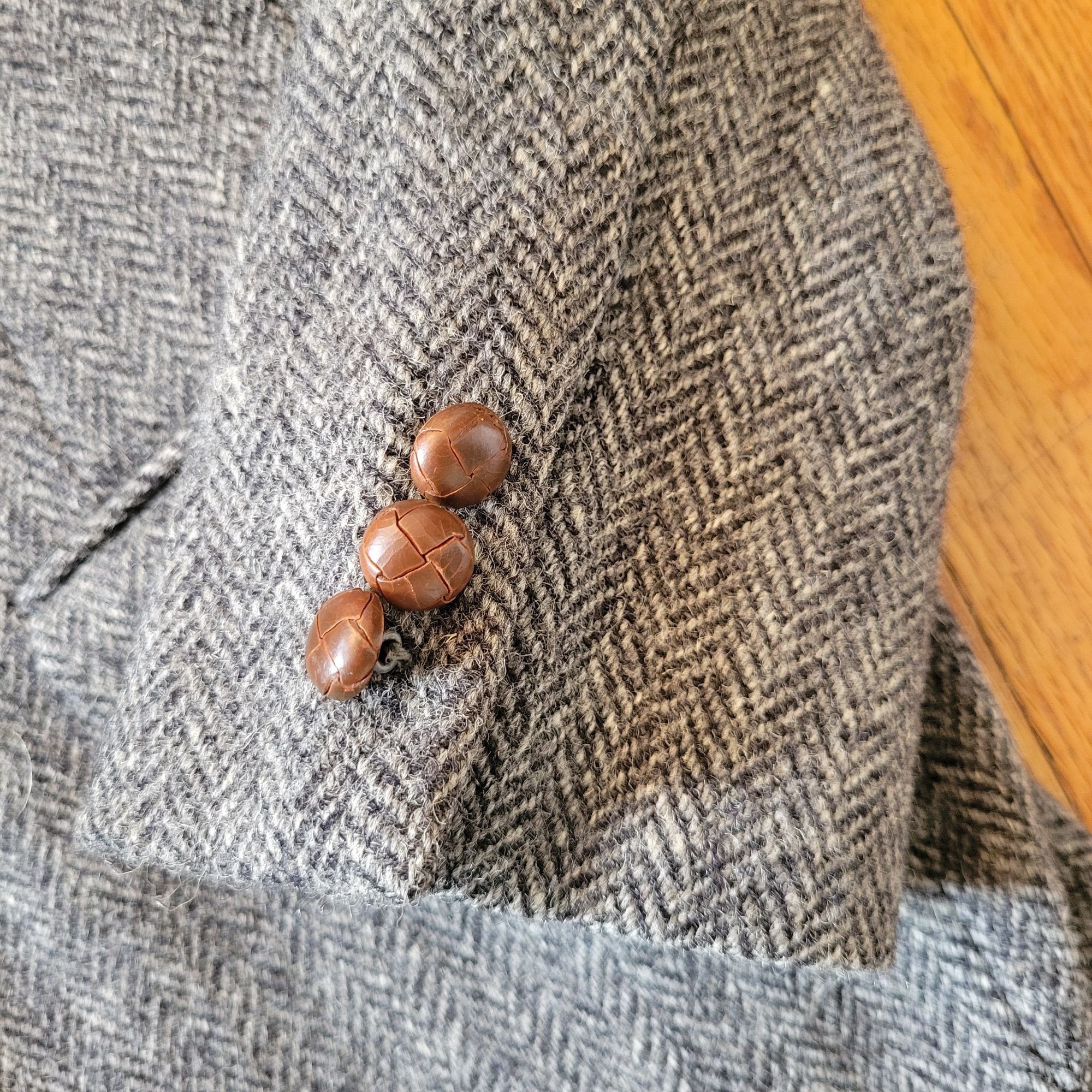 Harris Tweed Bells Harris Tweed Grey Herringbone Blazer 2 Button Wool Spo Size 40R - 9 Thumbnail