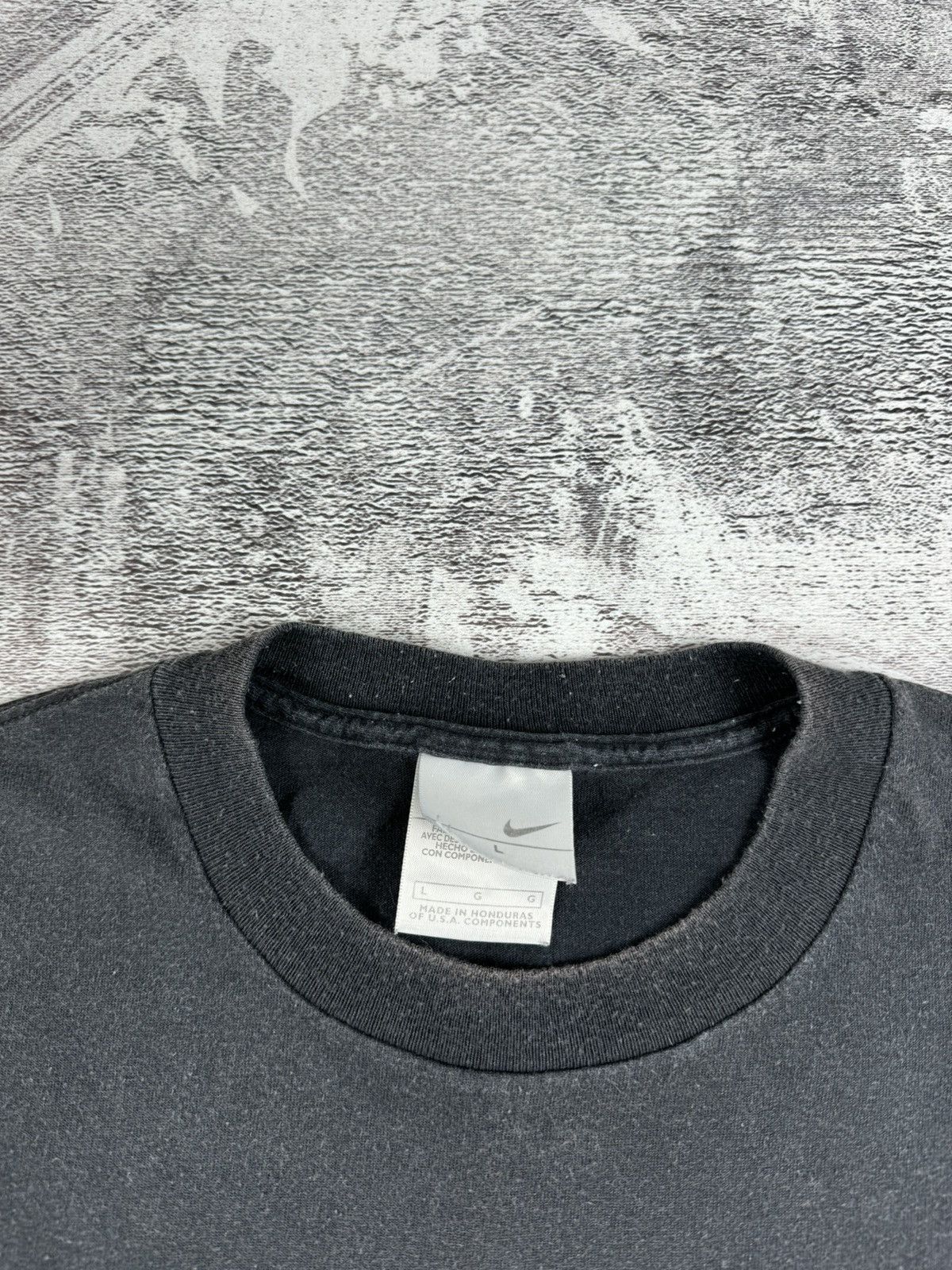 Nike Vintage 90S Nike Orlando Swoosh Distressed Faded T Shirt Tee Size US L / EU 52-54 / 3 - 8 Thumbnail