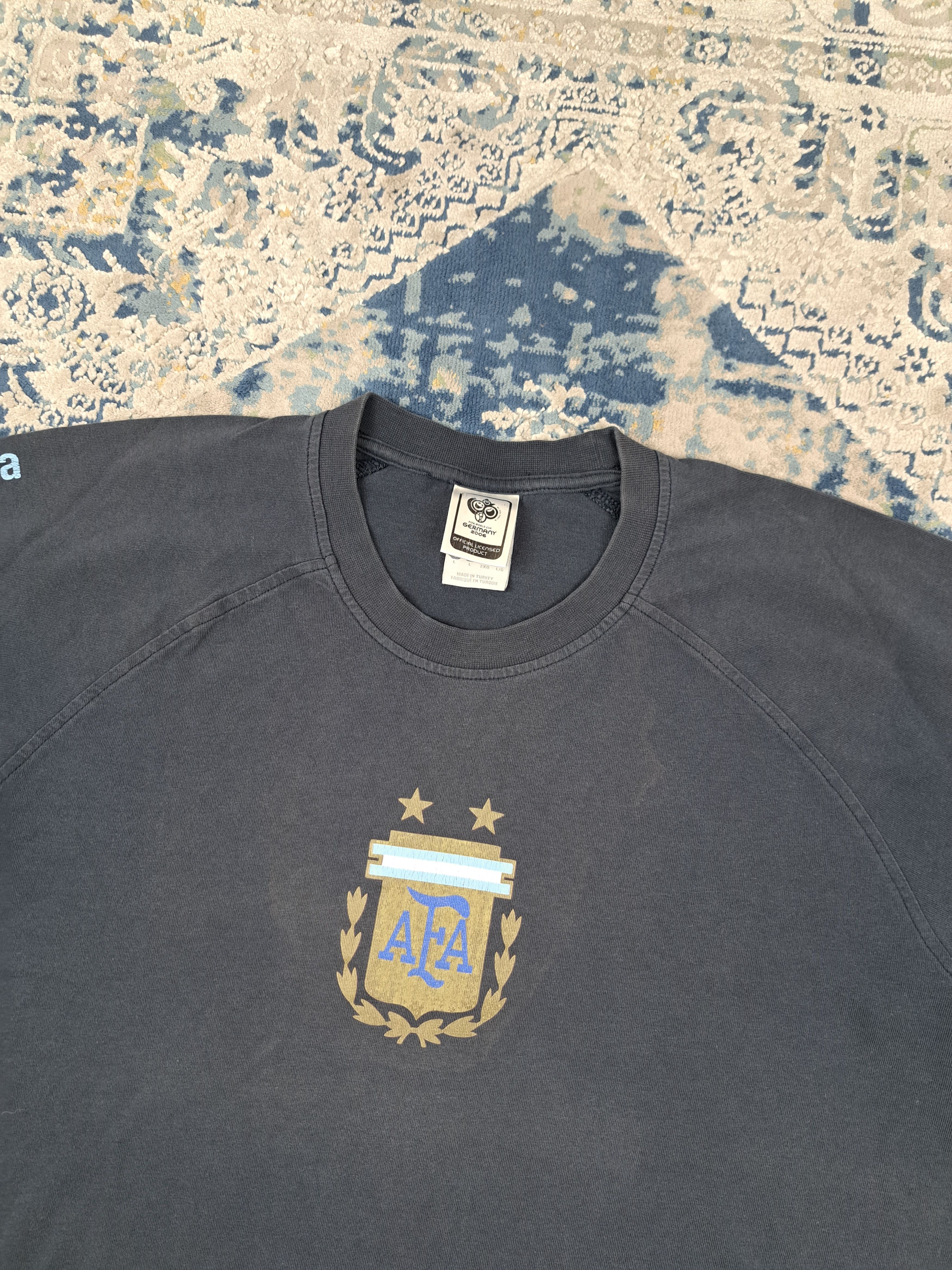 Adidas Vintage 2006 Fifa World Cup Argenitna Tee Central Logo Size US L / EU 52-54 / 3 - 2 Thumbnail