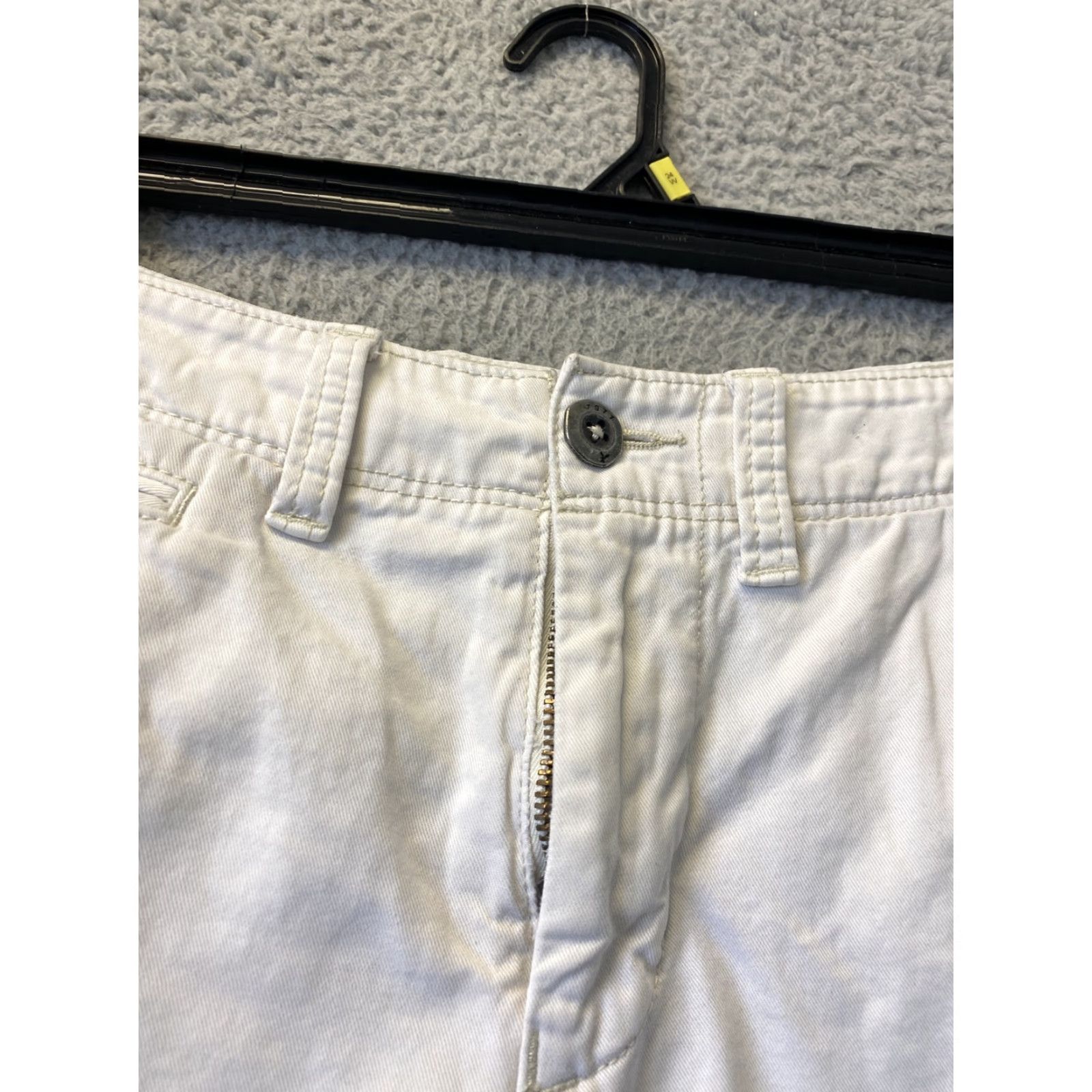 American Eagle Outfitters American Eagle Outfitters Longboard Shorts - Men’s 30 khaki / 95-39, Regular, Tan, Chino, Light, 30, American Eagle Outfitters, Men, 95-39 Size US 30 / EU 46 - 3 Thumbnail