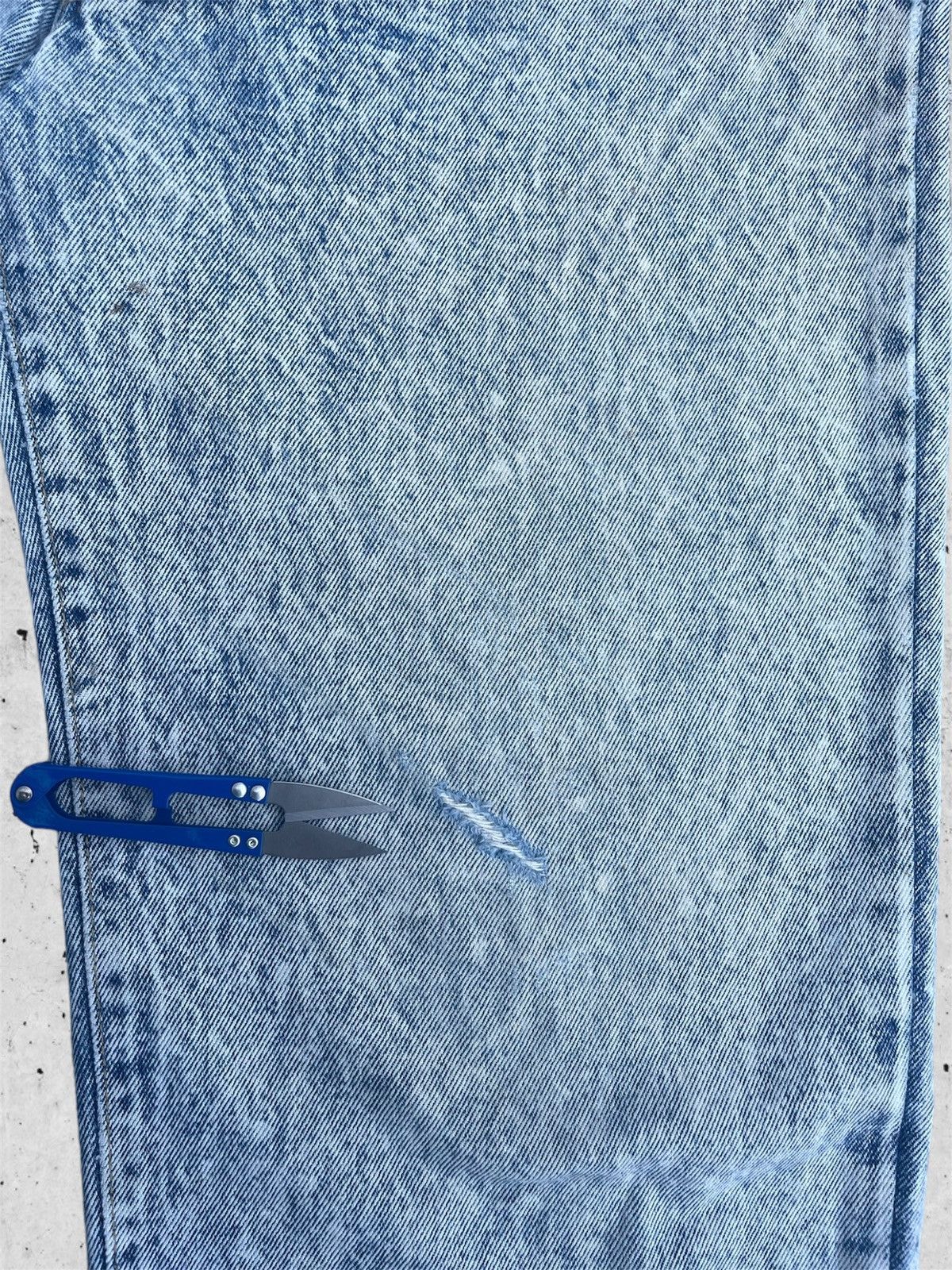 Japanese Brand × Jean 🔥 Coast Light Blue Rusty Distressed Denim W32🔥 Size 32" / US 10 / IT 46 - 11 Thumbnail