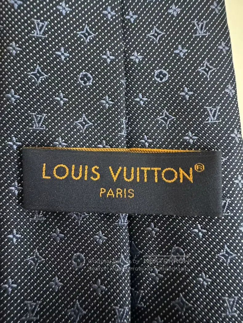 Louis Vuitton Louis Vuitton Classic Old Flower Silk Tie Size ONE SIZE - 3 Thumbnail