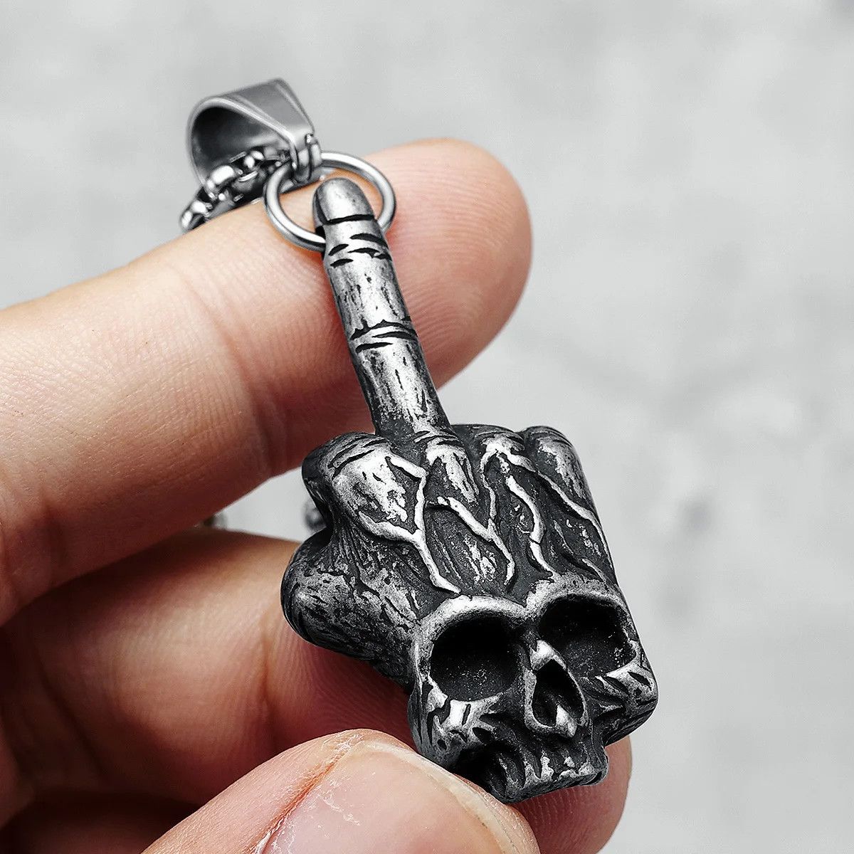 Jewelry Middle Finger Necklace Size ONE SIZE - 4 Thumbnail
